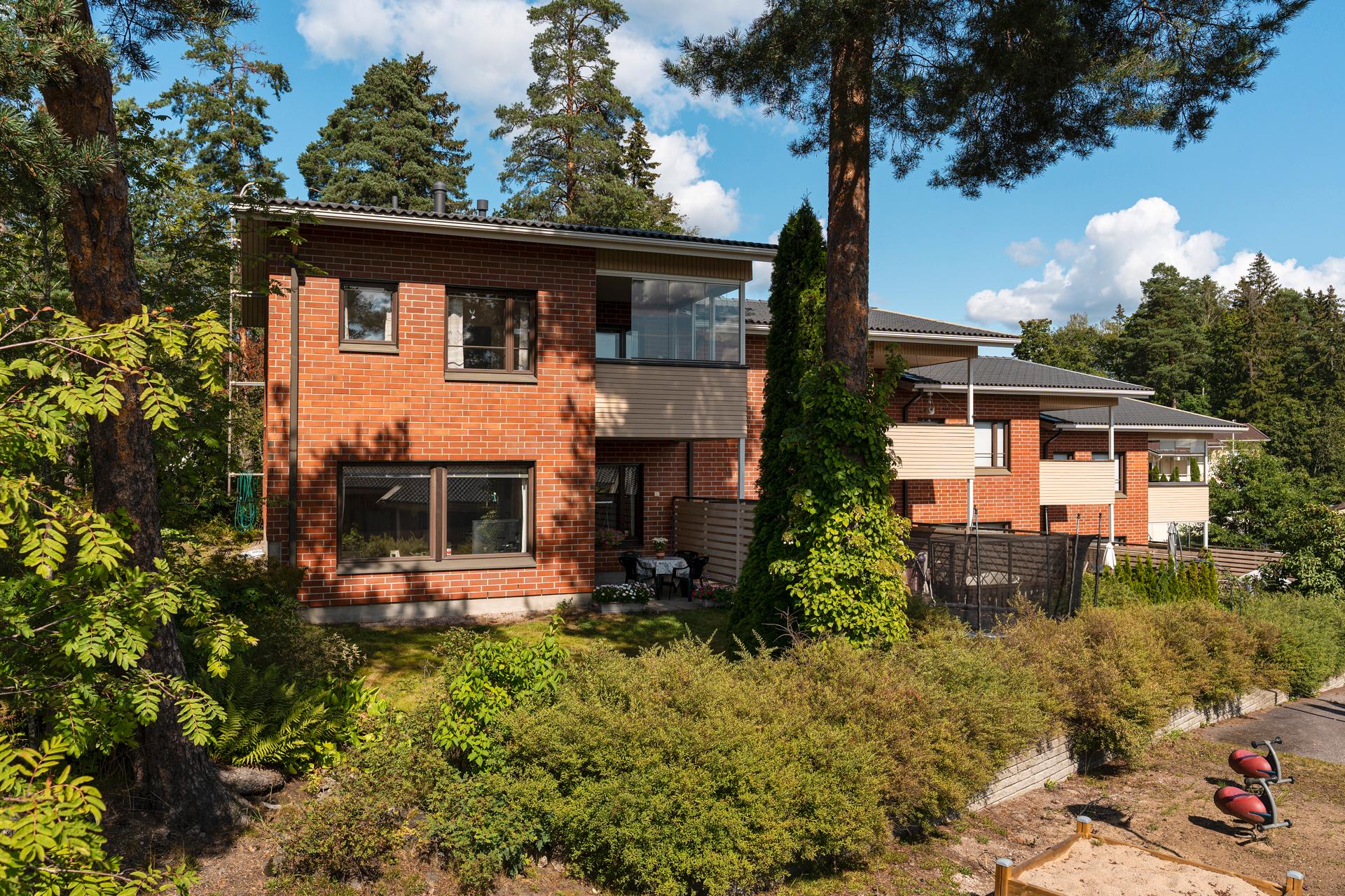 Törmäniityntie 7, Viherlaakso, Espoo