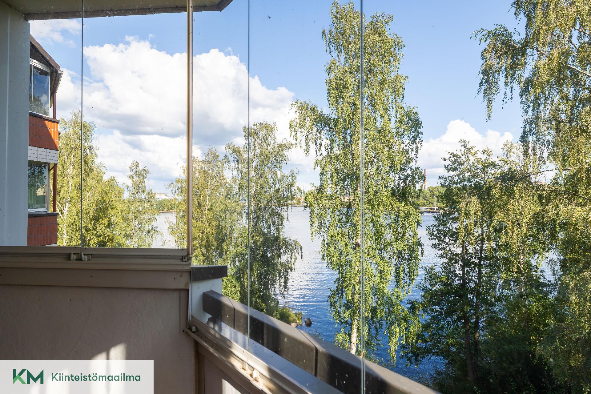 Valkamakatu 21, Hovinsaari, Kotka