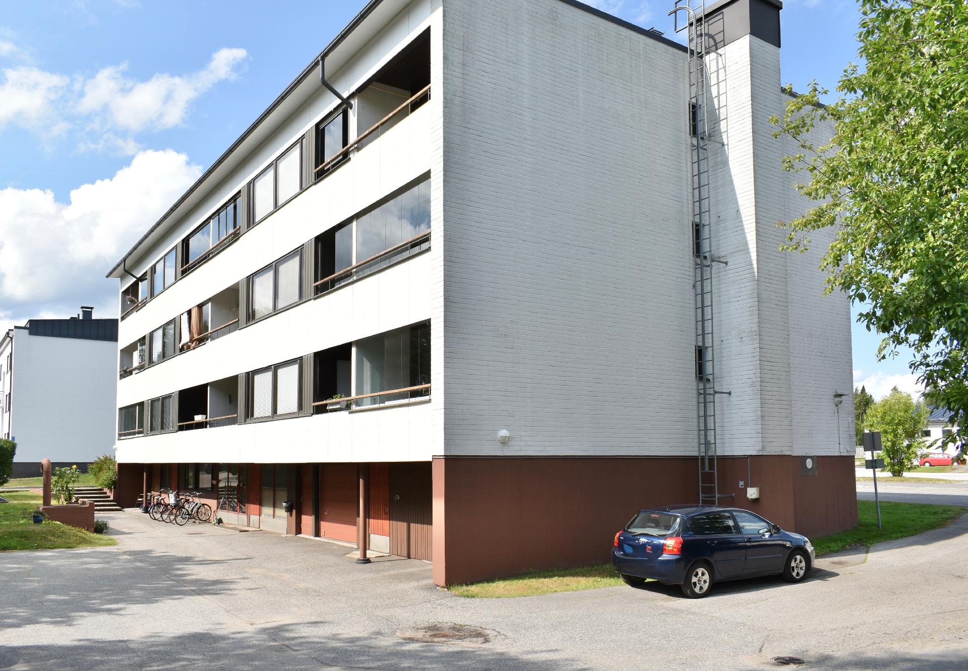 Kasarminkatu 17, Lehtikangas, Kajaani