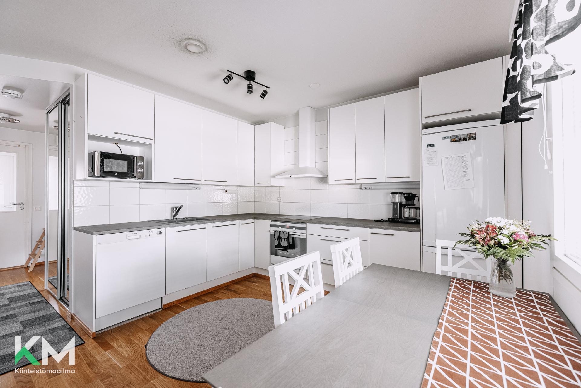 Kehätie 6, Hyllykallio, Seinäjoki