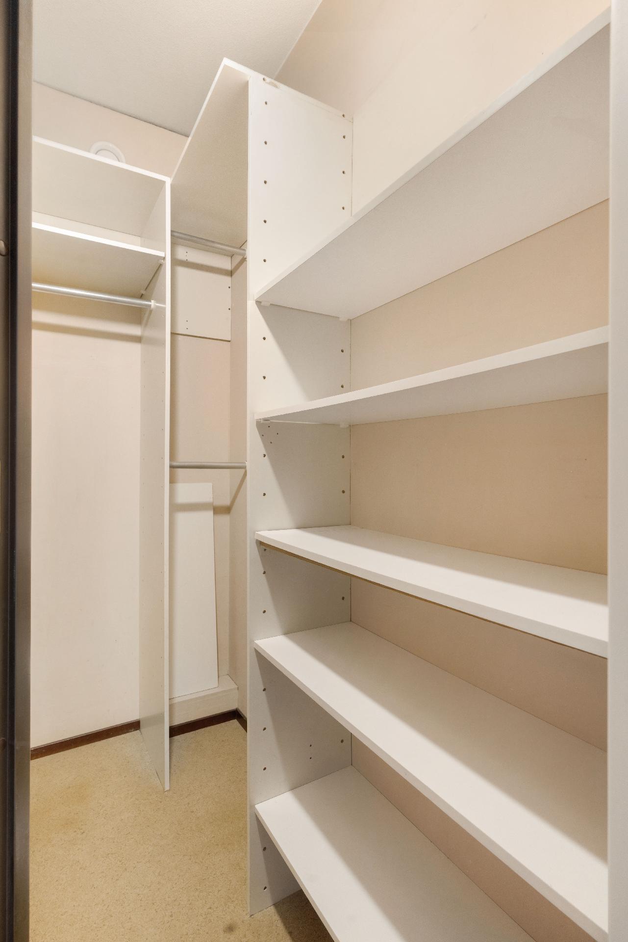 Mantelikuja 6, Pähkinärinne, Vantaa