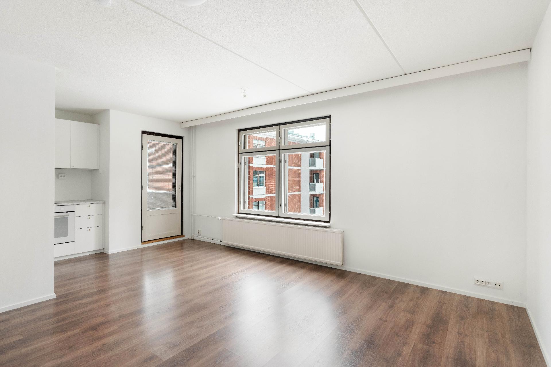 Mantelikuja 6, Pähkinärinne, Vantaa