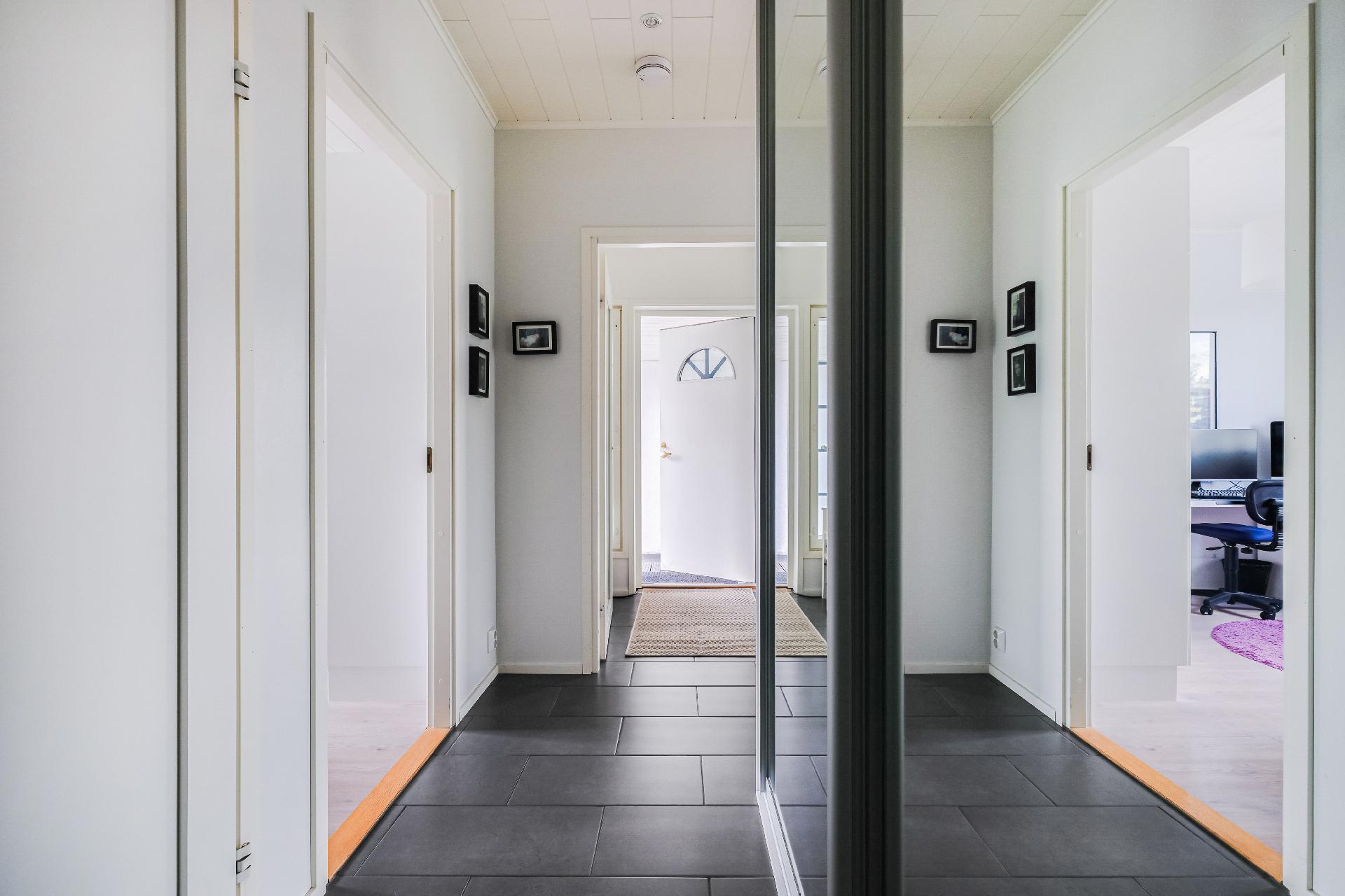 Böstaksentie 12, Suutarila, Helsinki