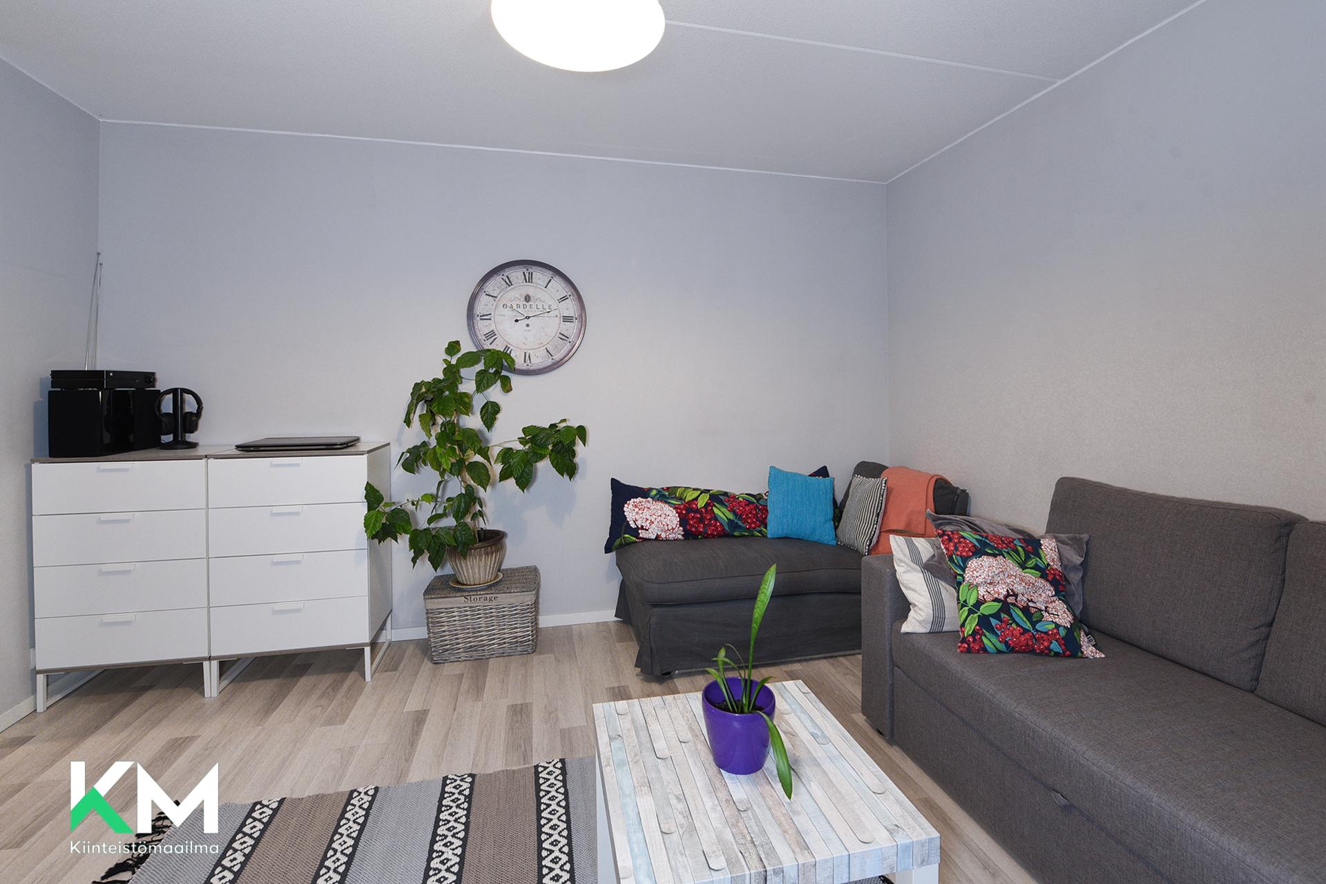 Vasamakatu 7, Asemantausta, Lahti