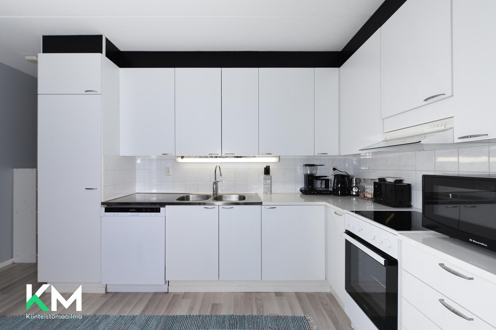 Vasamakatu 7, Asemantausta, Lahti