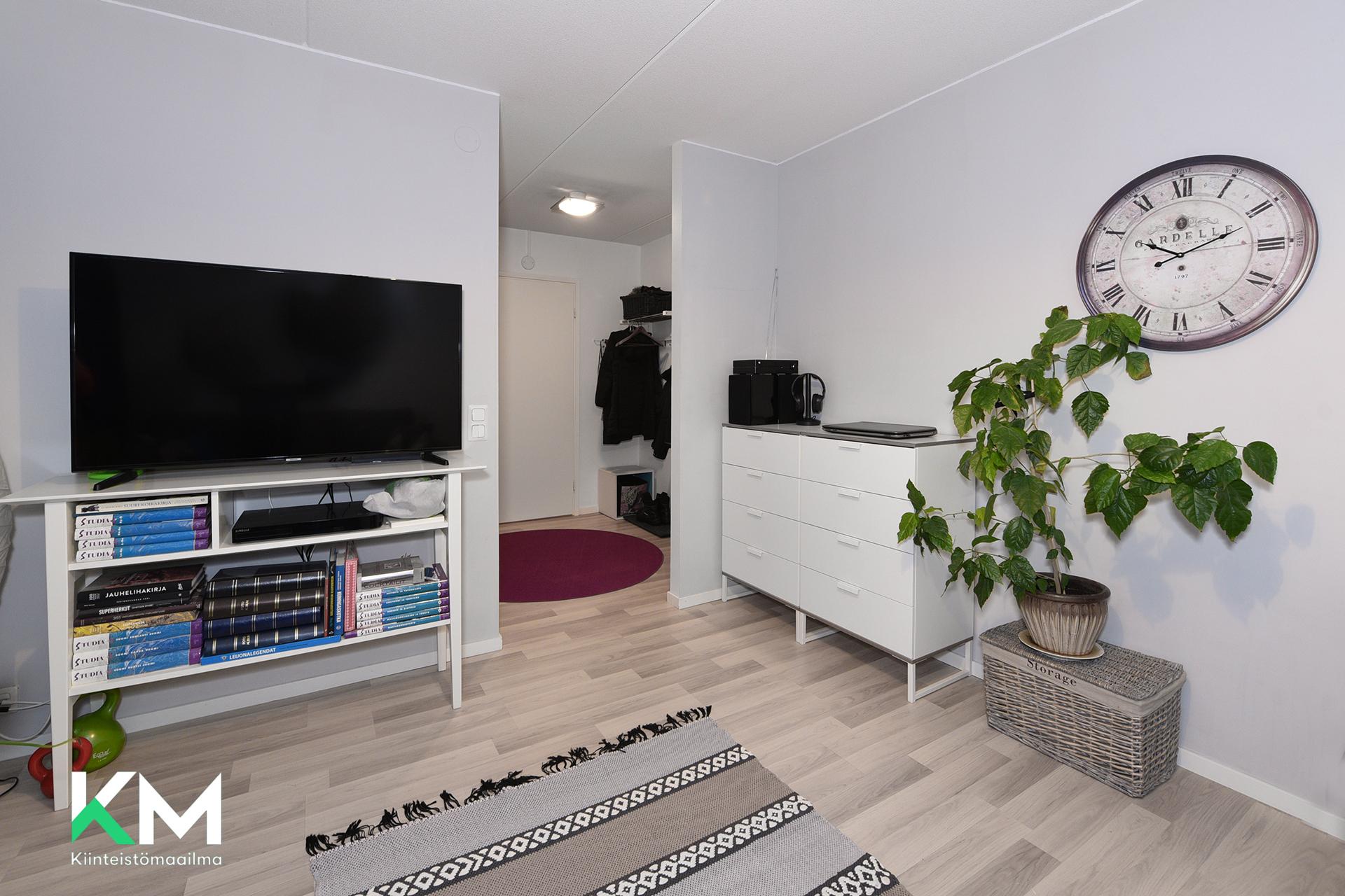 Vasamakatu 7, Asemantausta, Lahti