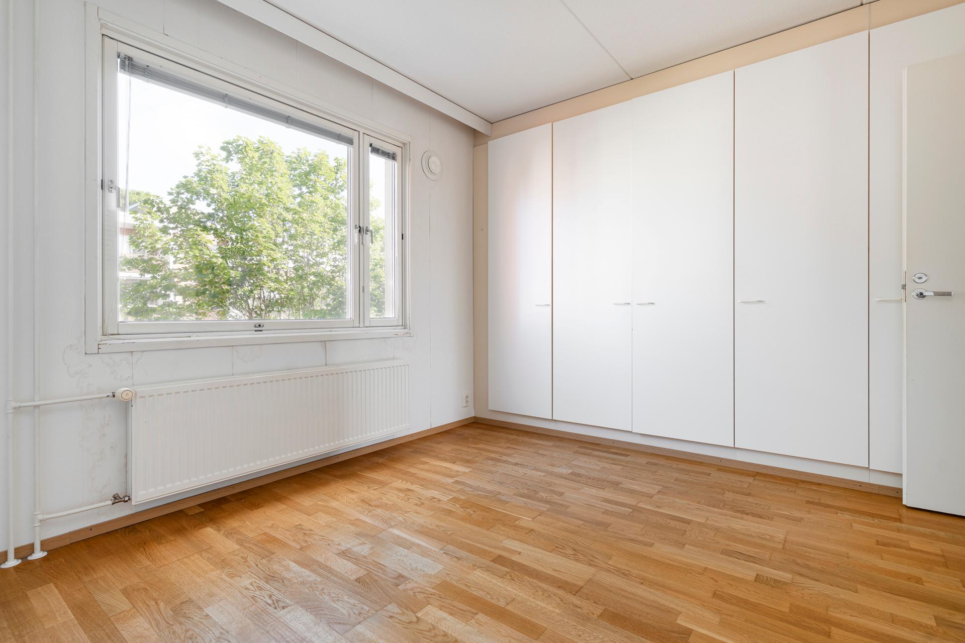 Unikkotie 3, Pukinmäki, Helsinki