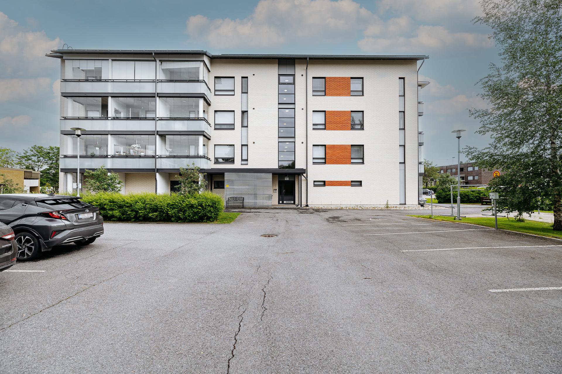 Keskuspuistikko 12, Keskusta, Kurikka