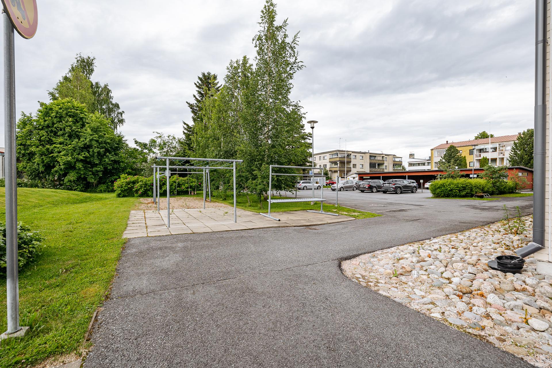 Keskuspuistikko 12, Keskusta, Kurikka