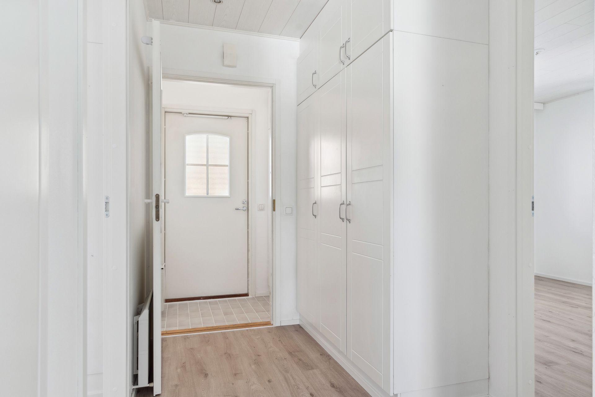 Magnus Enckellin kuja 7, Kilo, Espoo