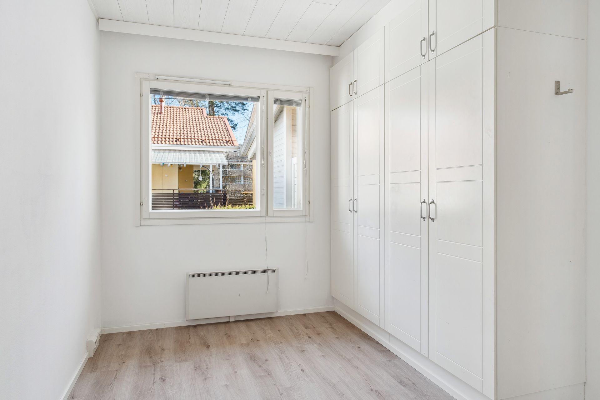 Magnus Enckellin kuja 7, Kilo, Espoo