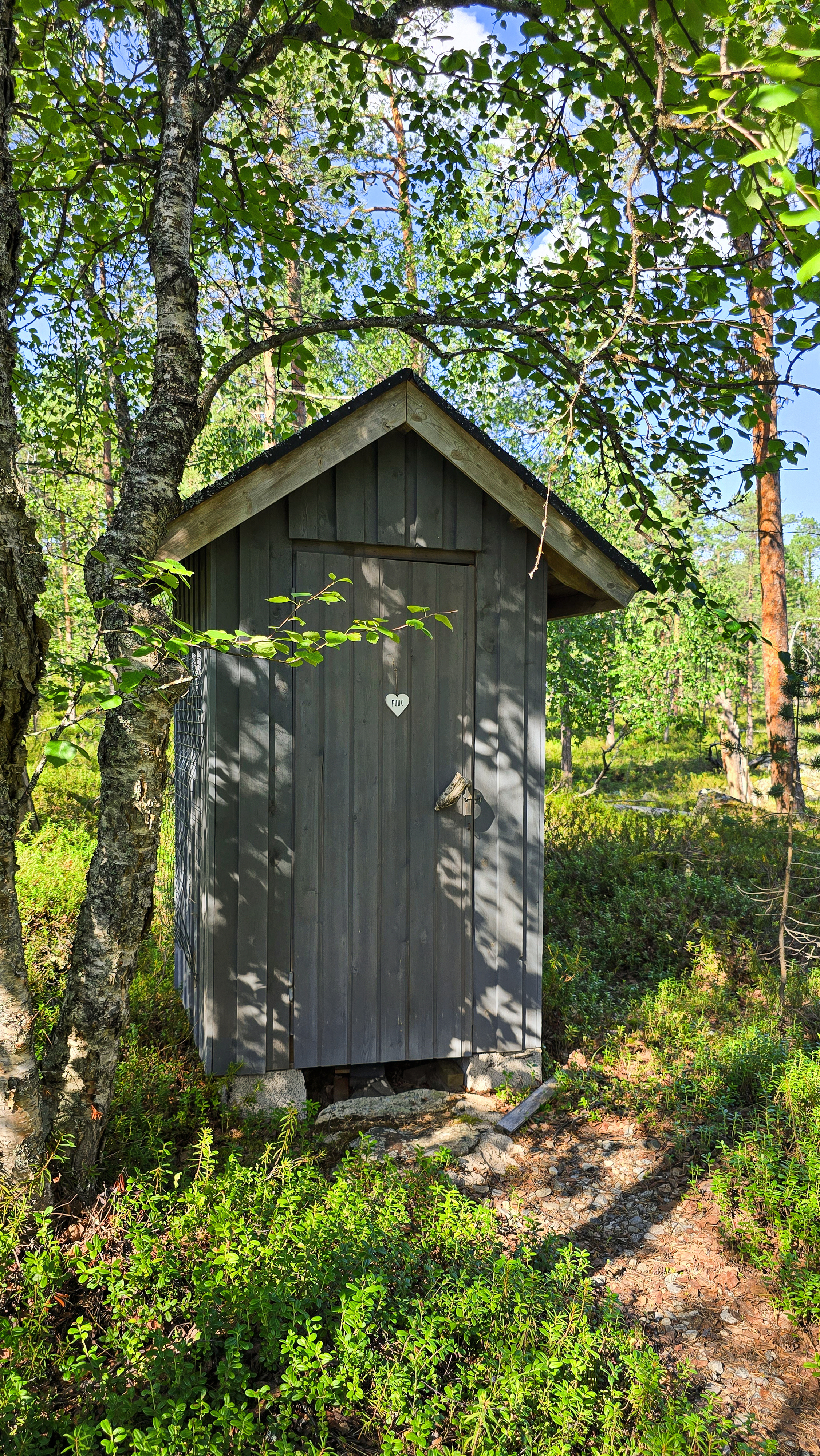 Perinteinen ulkohuussi