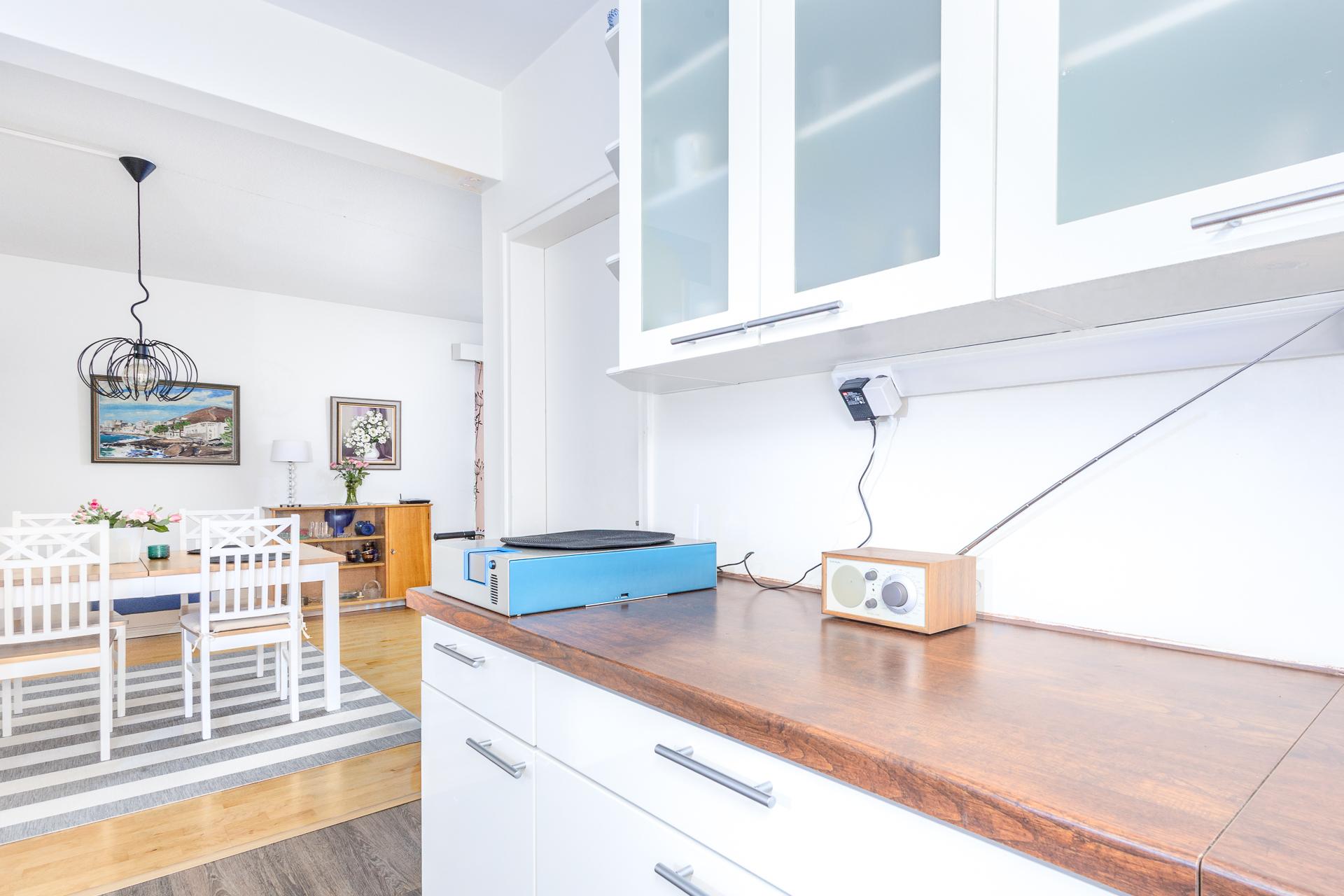 Keittiö ja ruokailutila