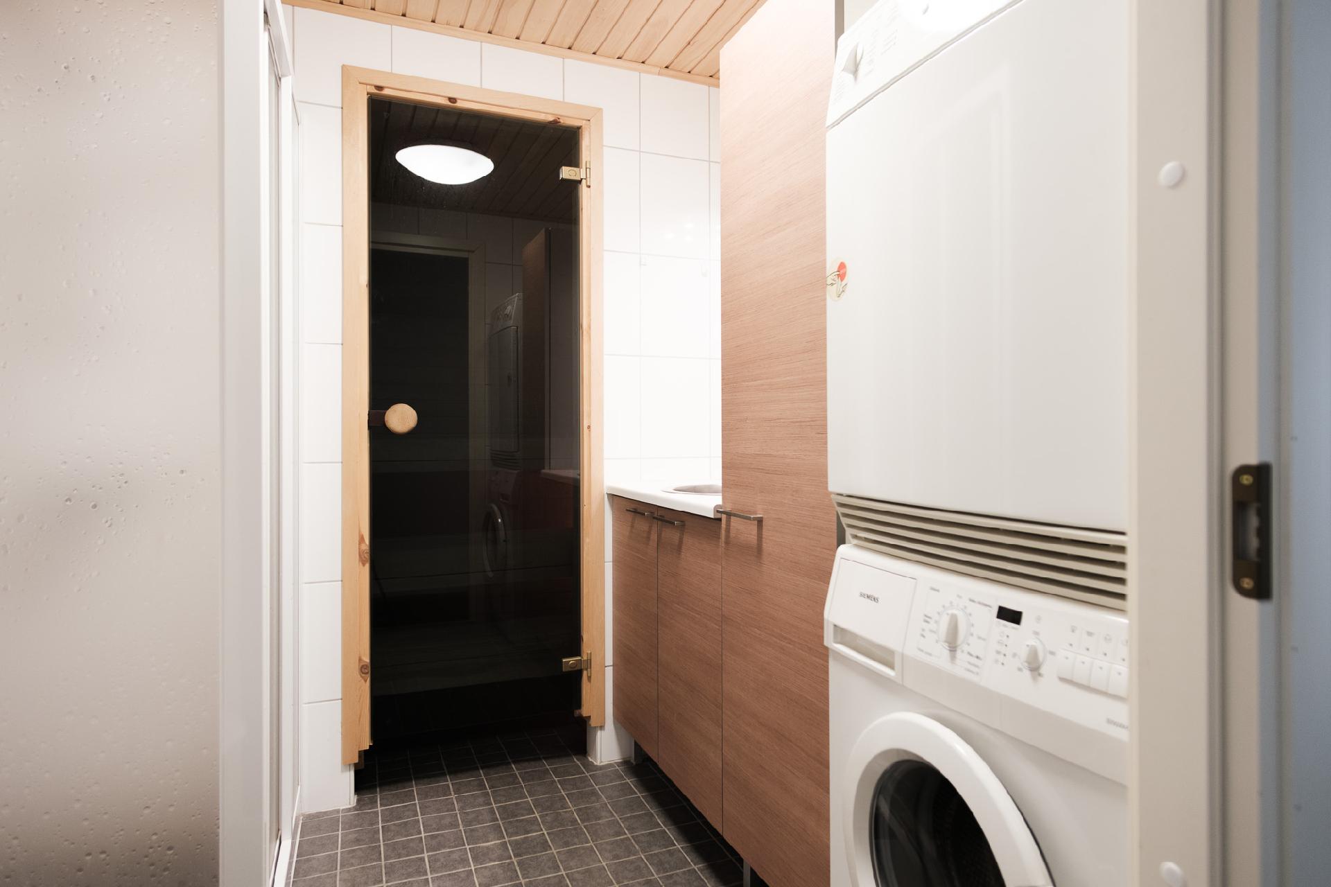 Tullikatu 13, Keskusta, Naantali