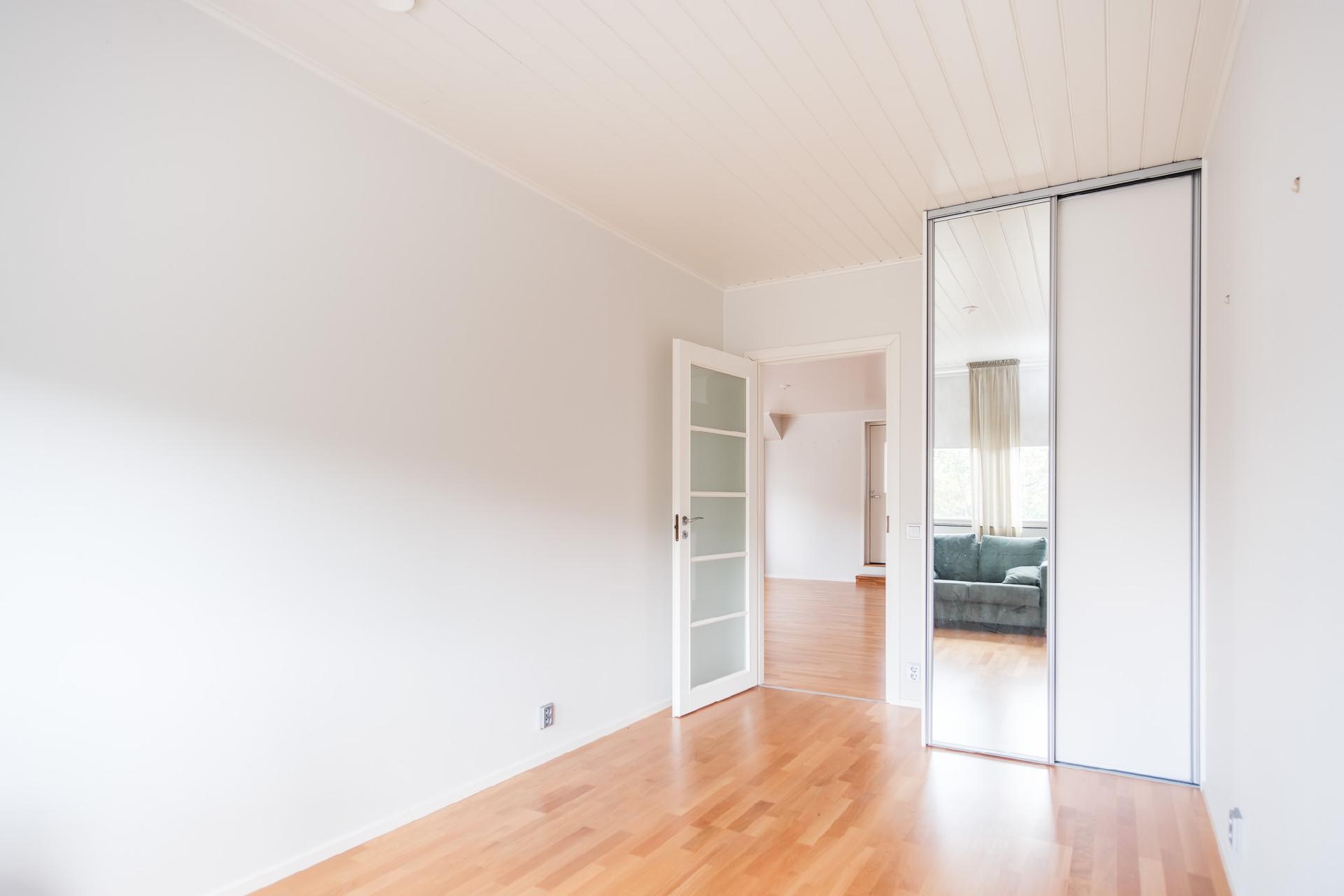 Tullikatu 13, Keskusta, Naantali