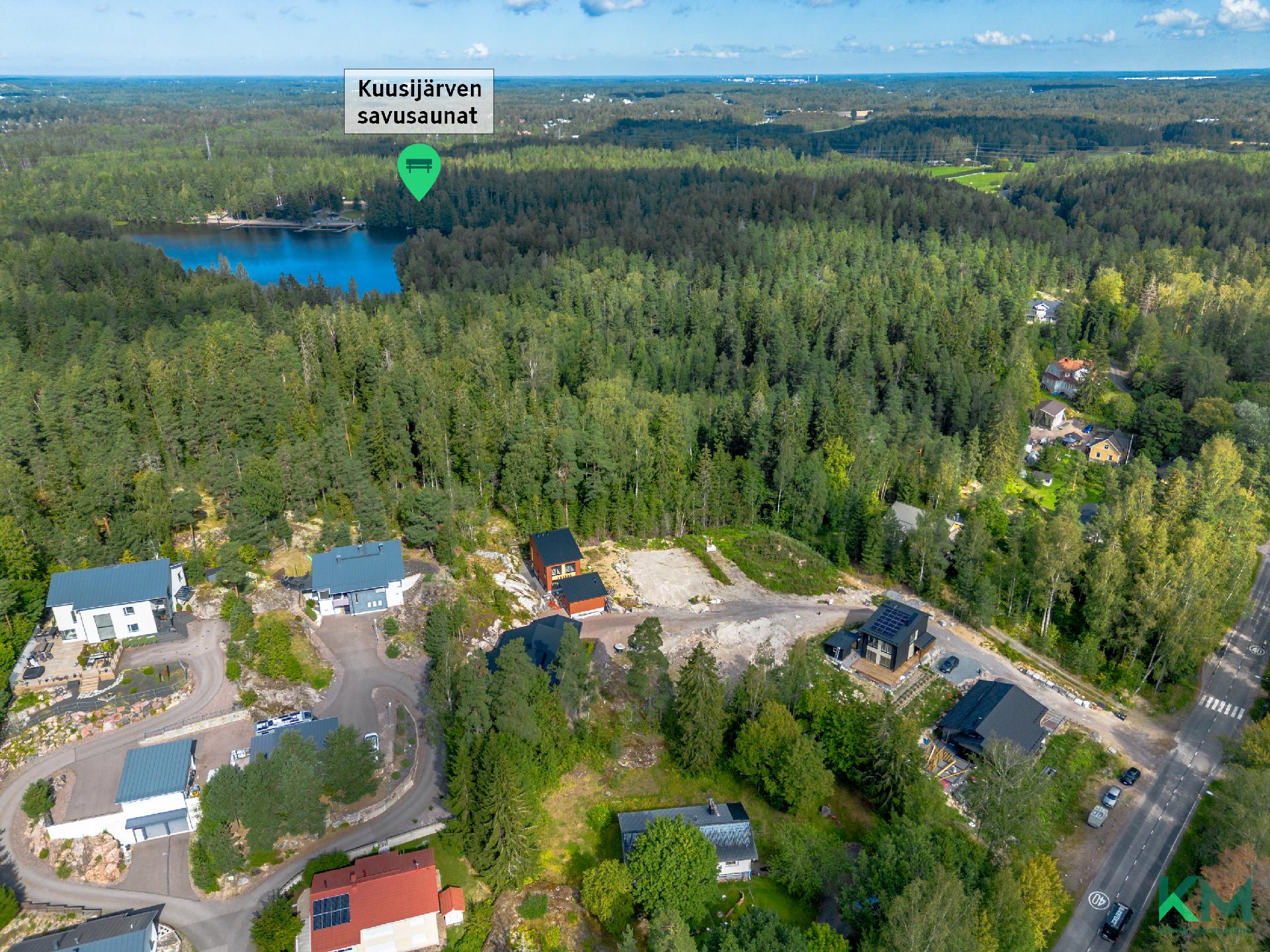 Yhtiön tontin sijainti Sipoonkorven ja Kuusijärven virkistysalueiden läheisyydessä. 