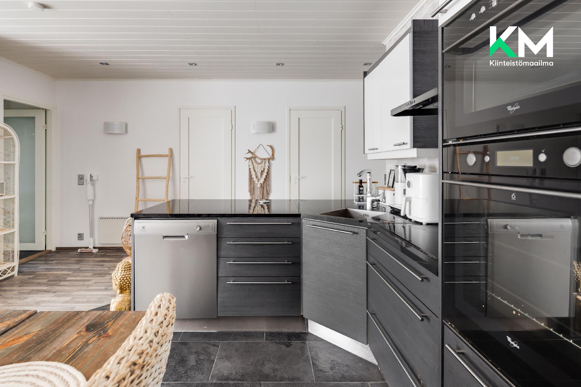 Hämeentie 18, Isokytö, Järvenpää