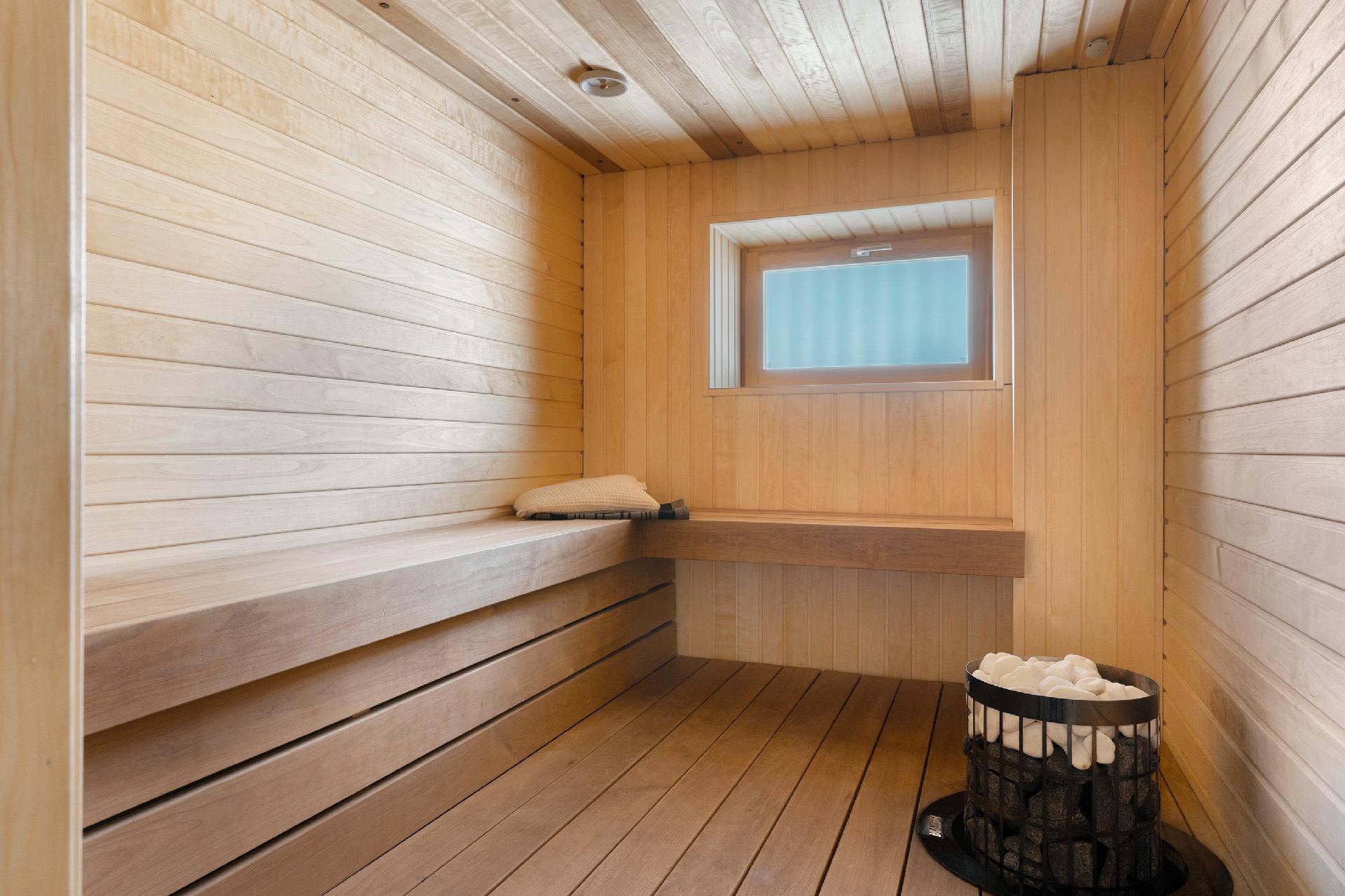 Kauppakumppanintie 11, Kauklahti, Espoo