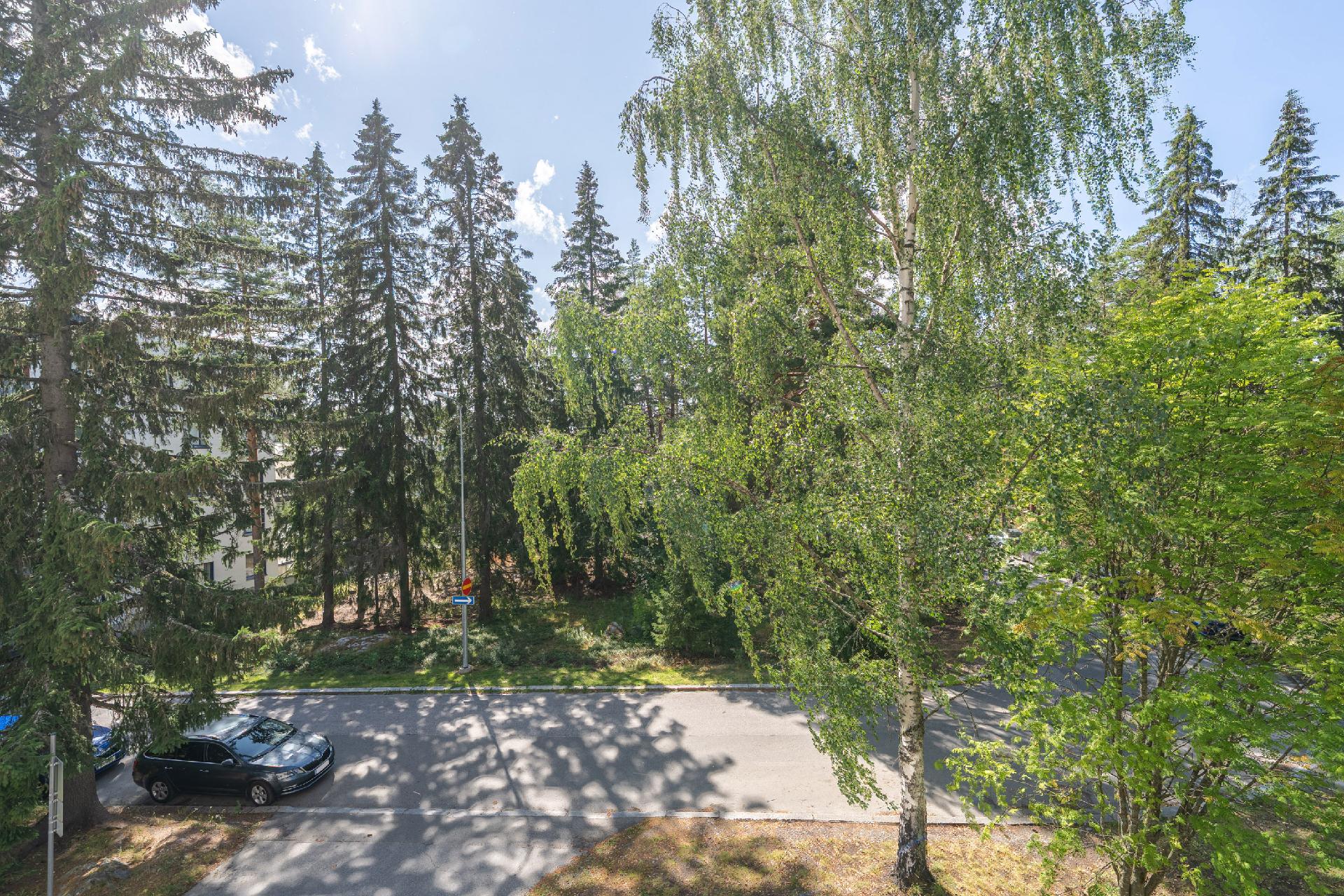 Suunnistajantie 5, Puijonlaakso, Kuopio