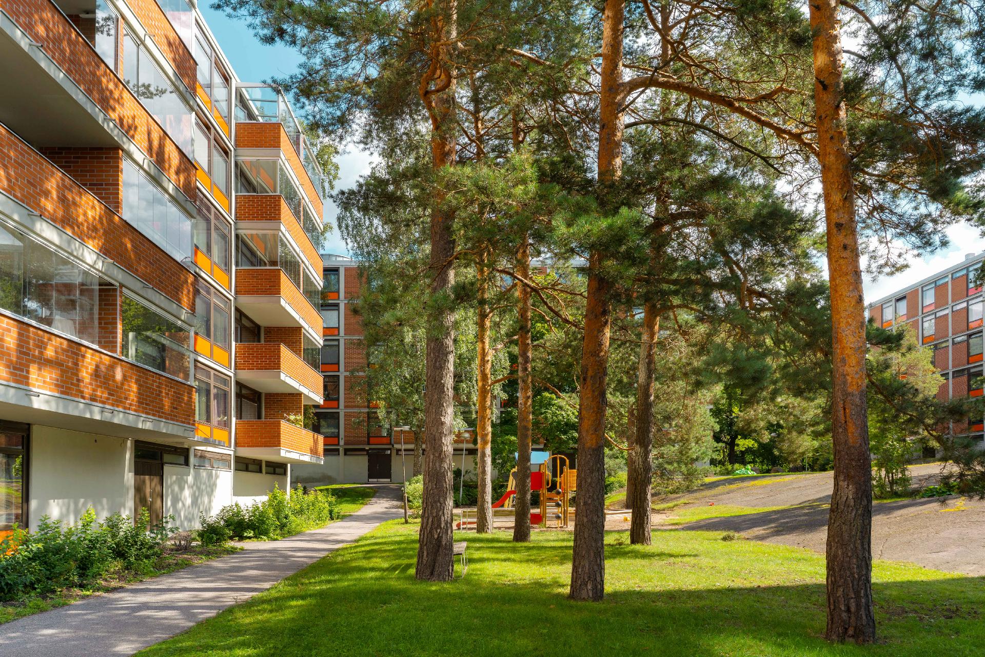 Pihapiiri on viihtyisä.