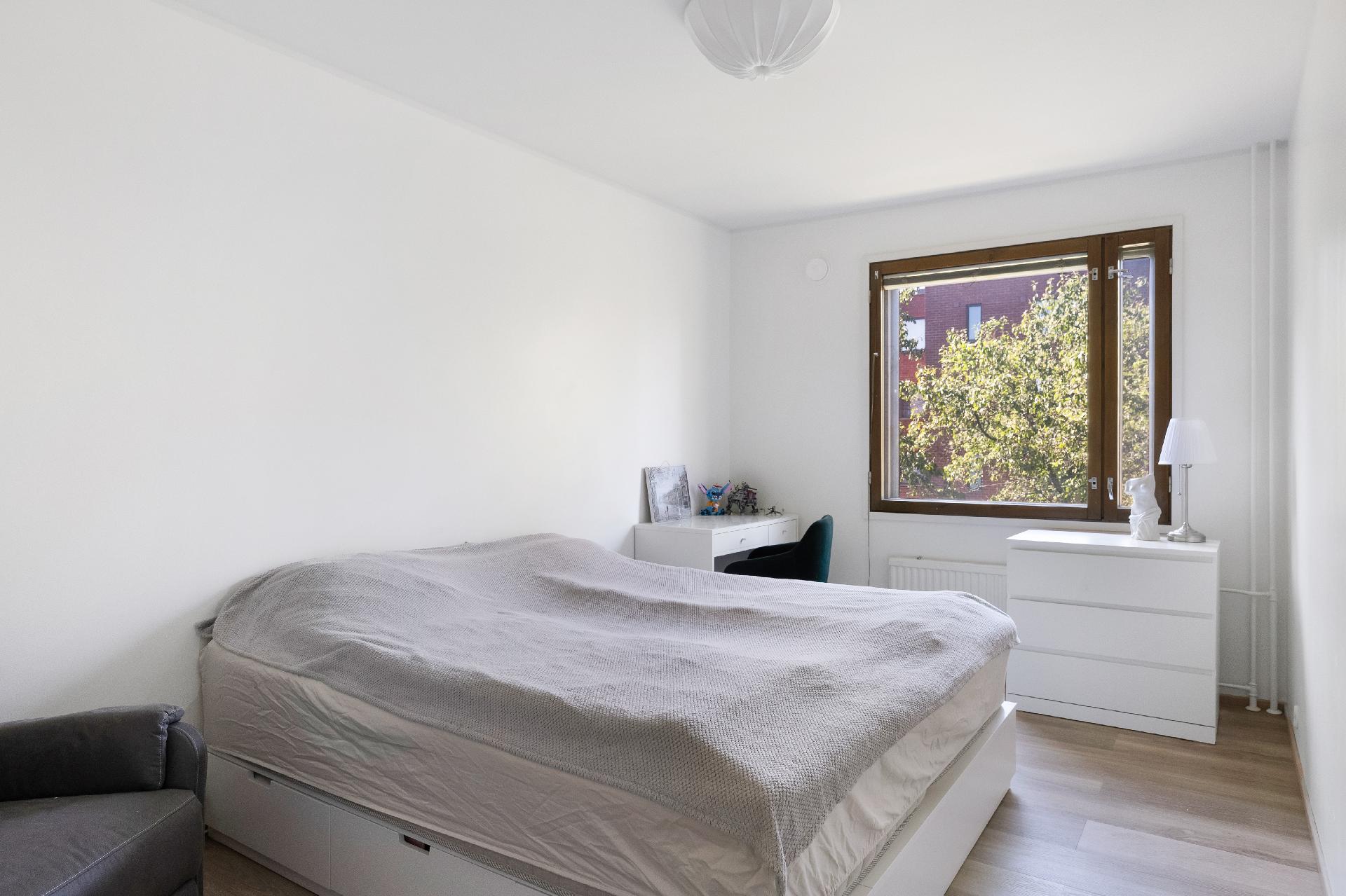 Rajametsäntie 34, Maunula, Helsinki