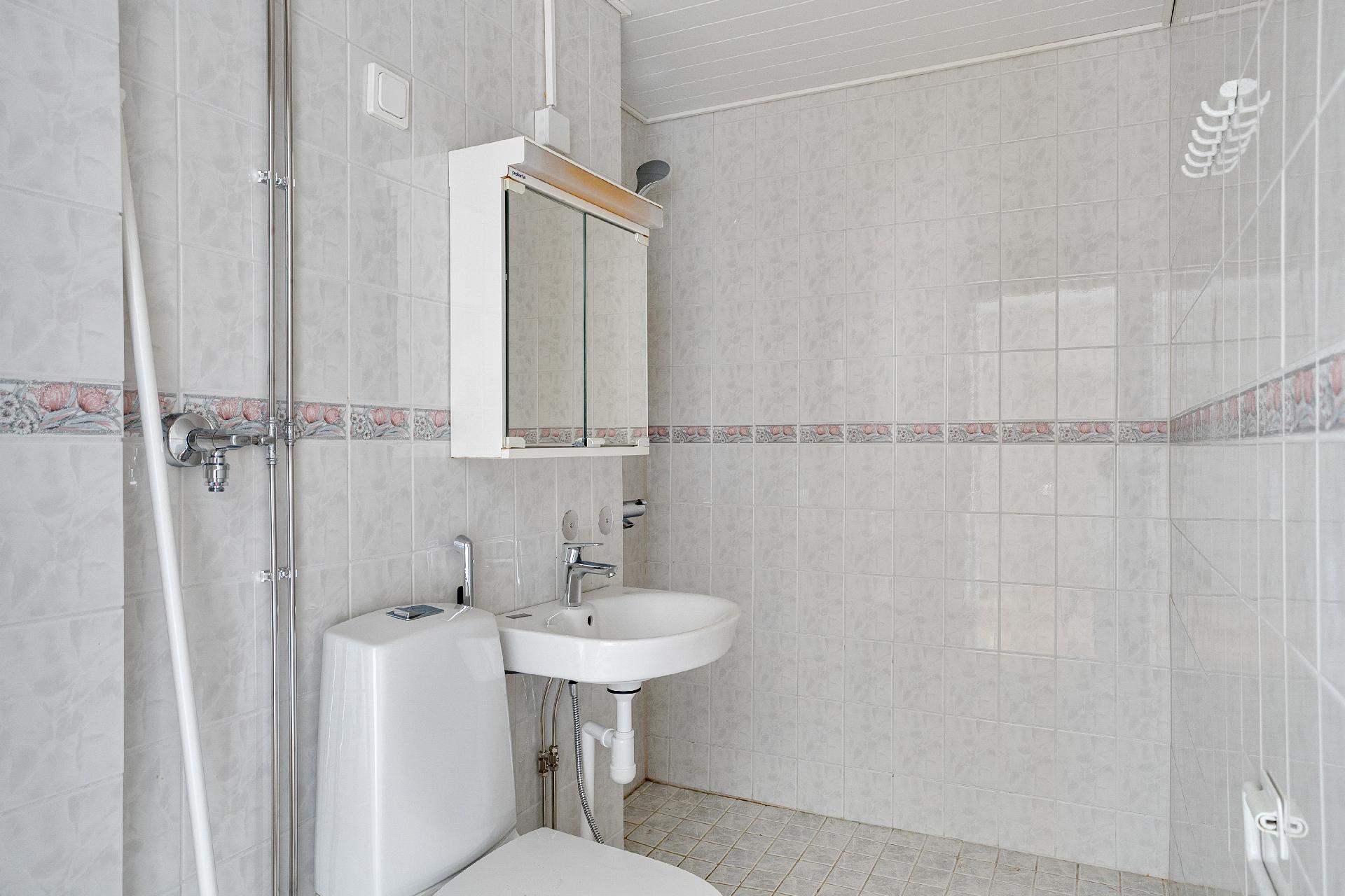 Jukolantie 15, Viitakumpu, Kouvola