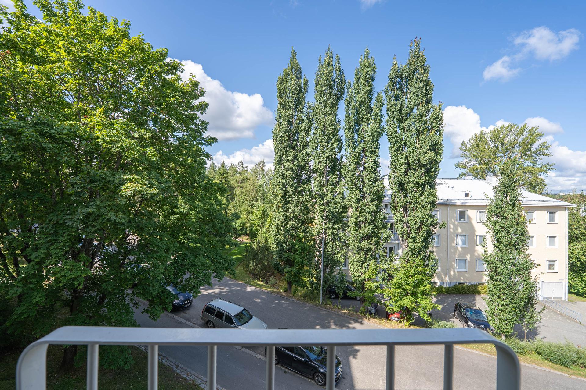 Raviradantie 4, Keskusta, Kuopio