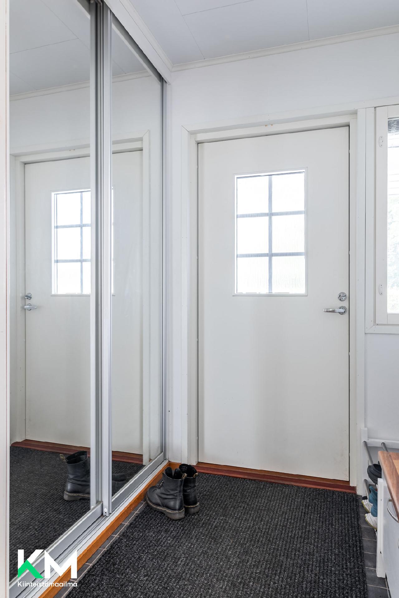 Mäntsäläntie 32, Laune, Lahti