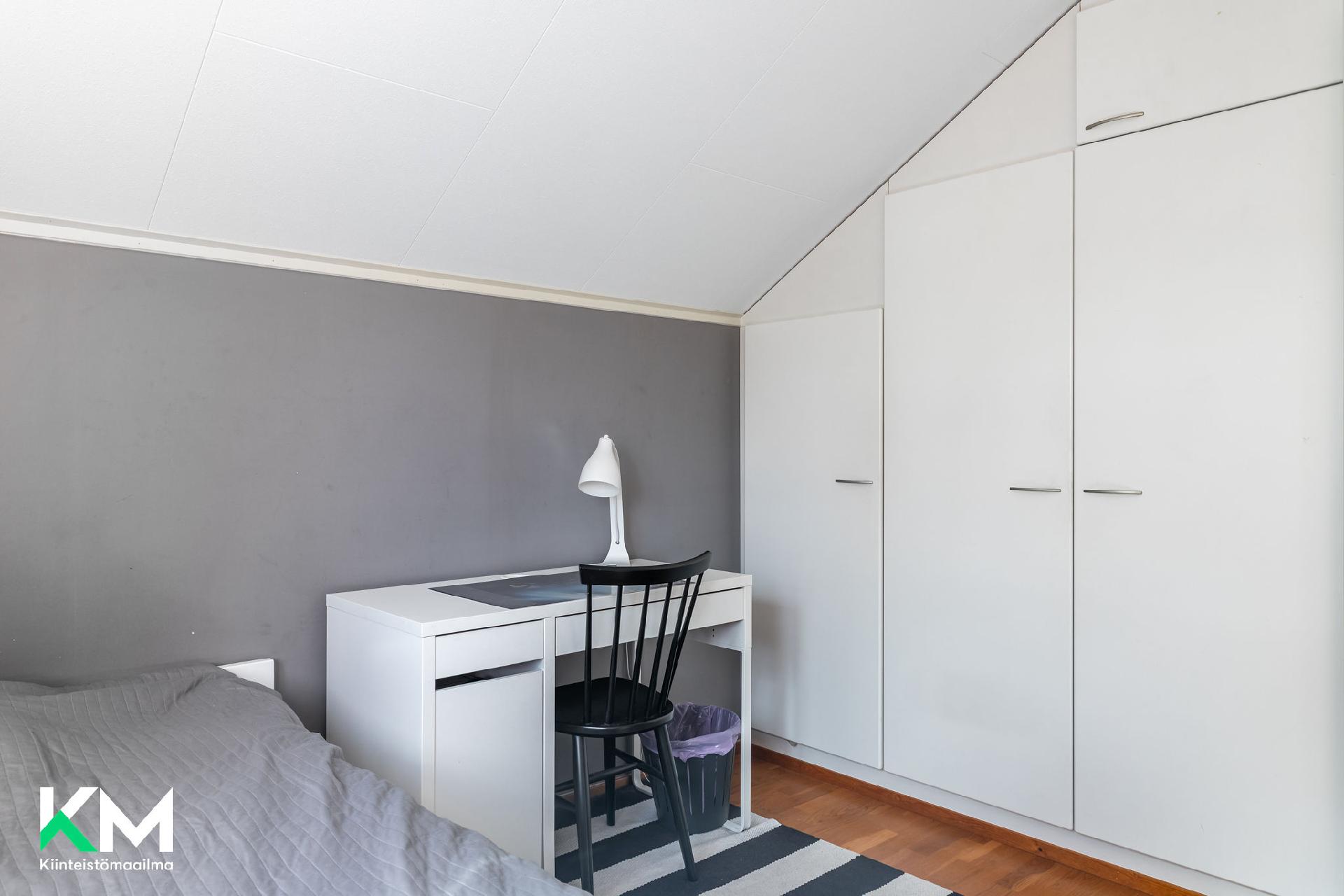 Mäntsäläntie 32, Laune, Lahti