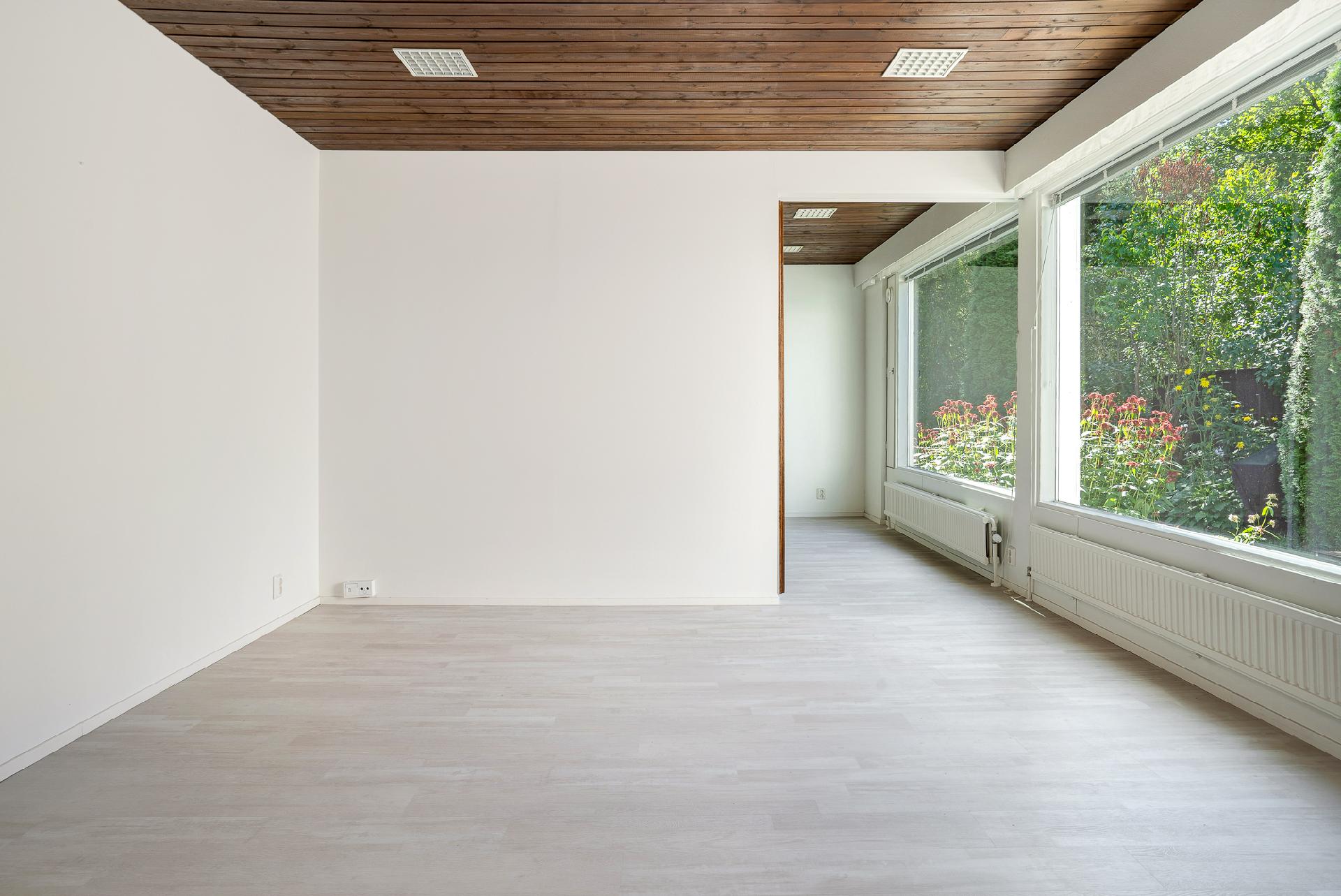 Olohuone ja näkymä mh 3