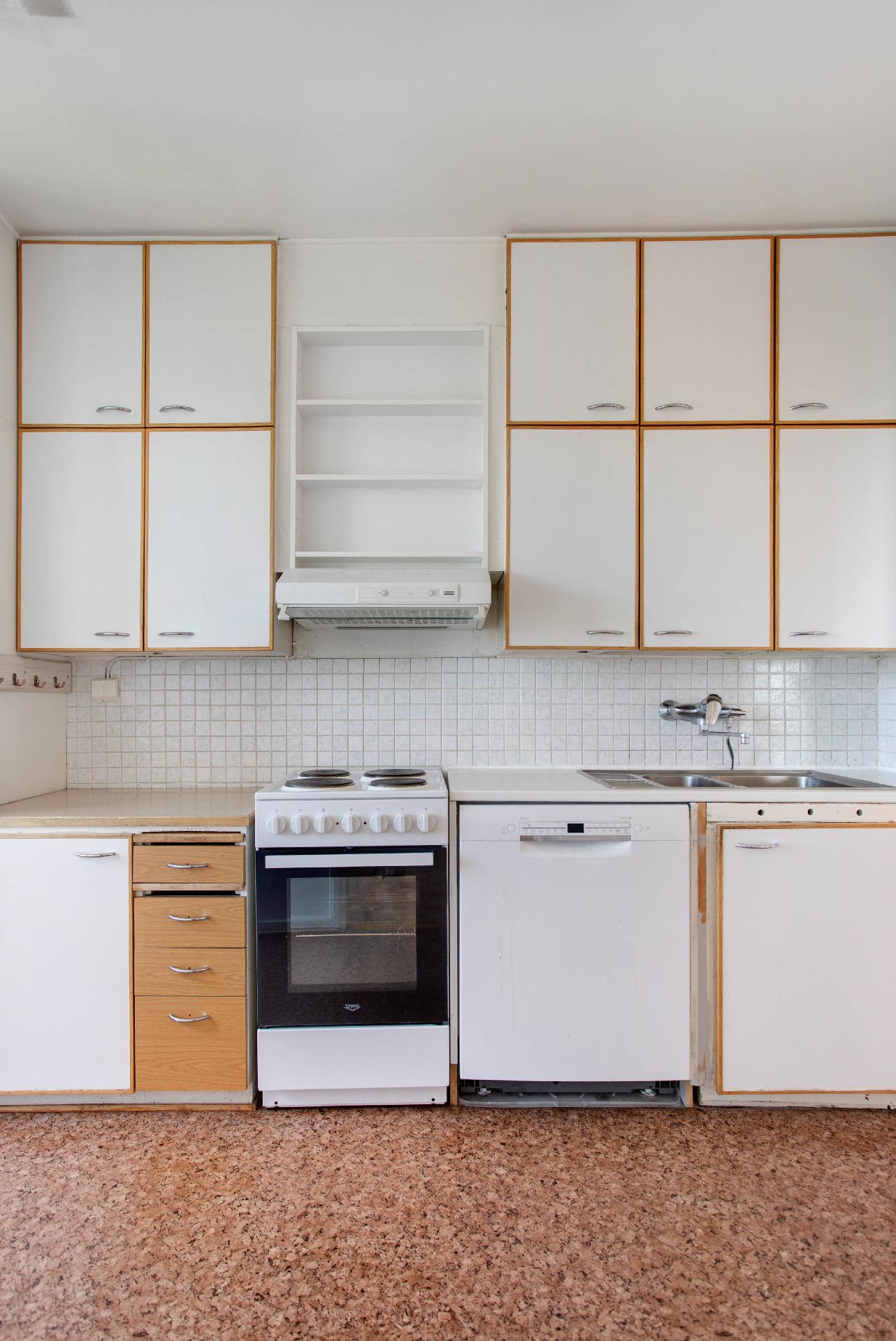 Adolf Lindforsin tie 7, Pohjois-Haaga, Helsinki