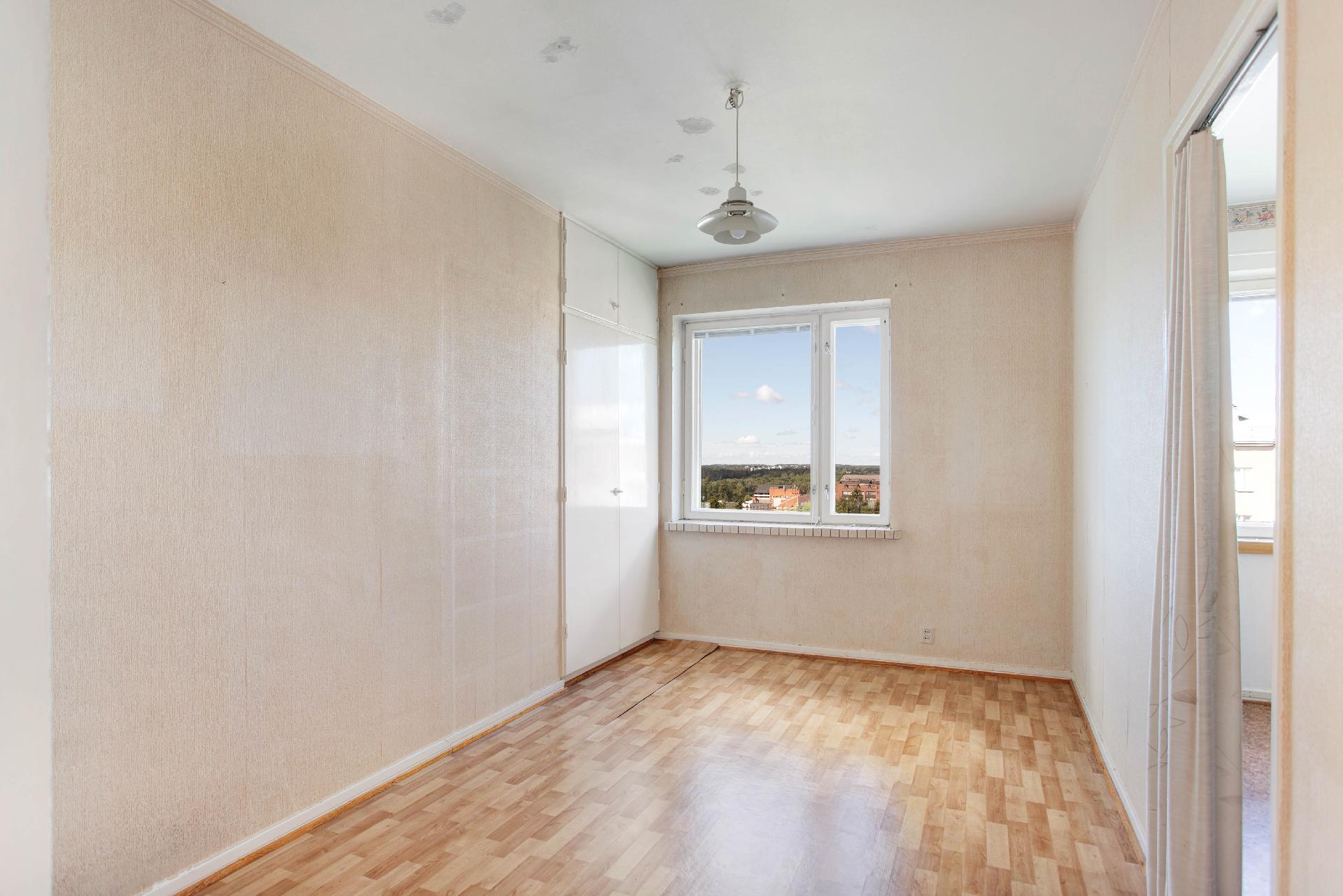 Adolf Lindforsin tie 7, Pohjois-Haaga, Helsinki