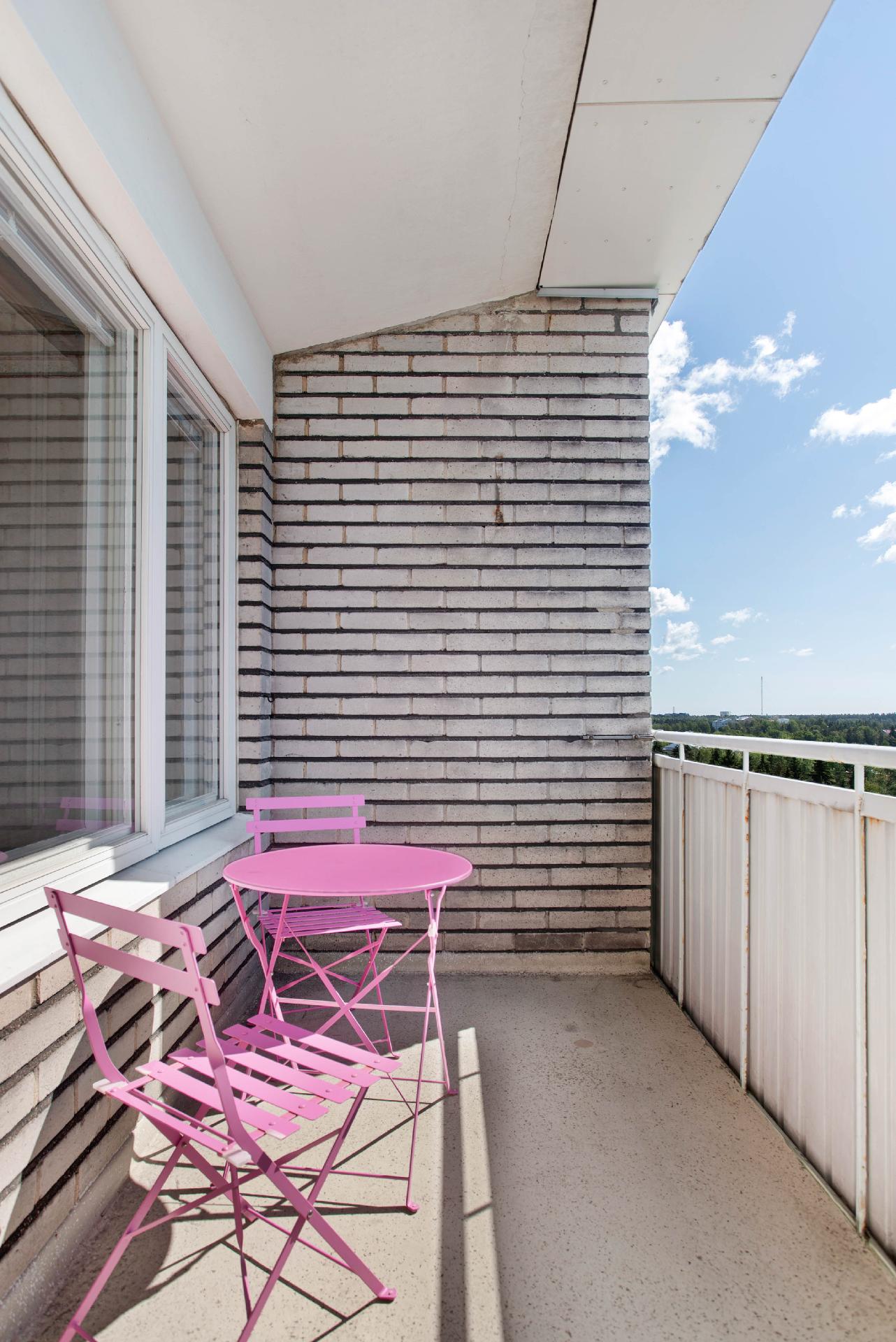 Adolf Lindforsin tie 7, Pohjois-Haaga, Helsinki