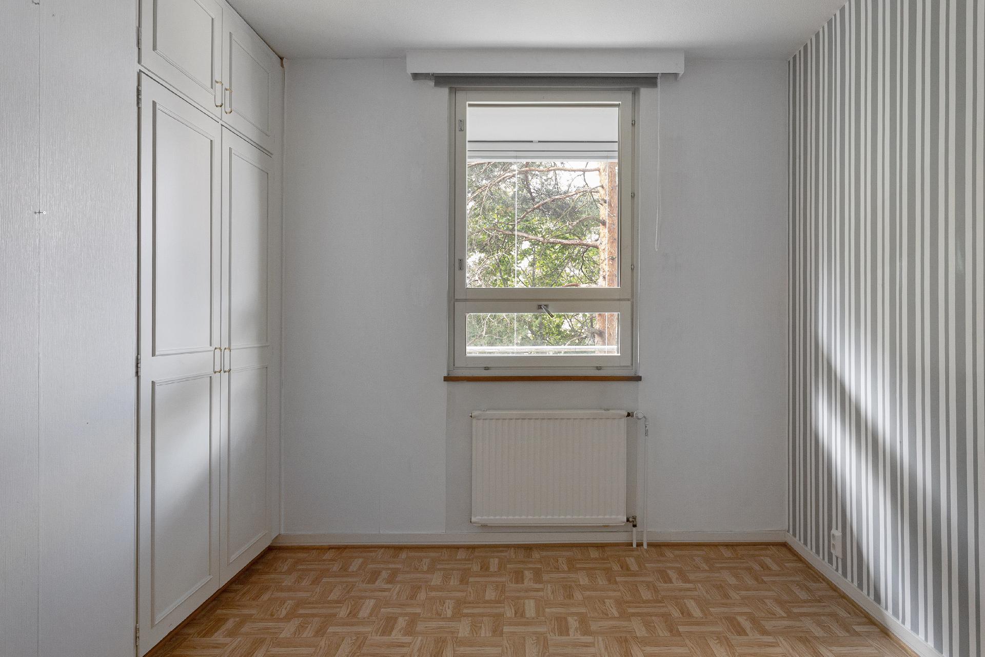 Urheilijankuja 9, Keskusta, Kouvola