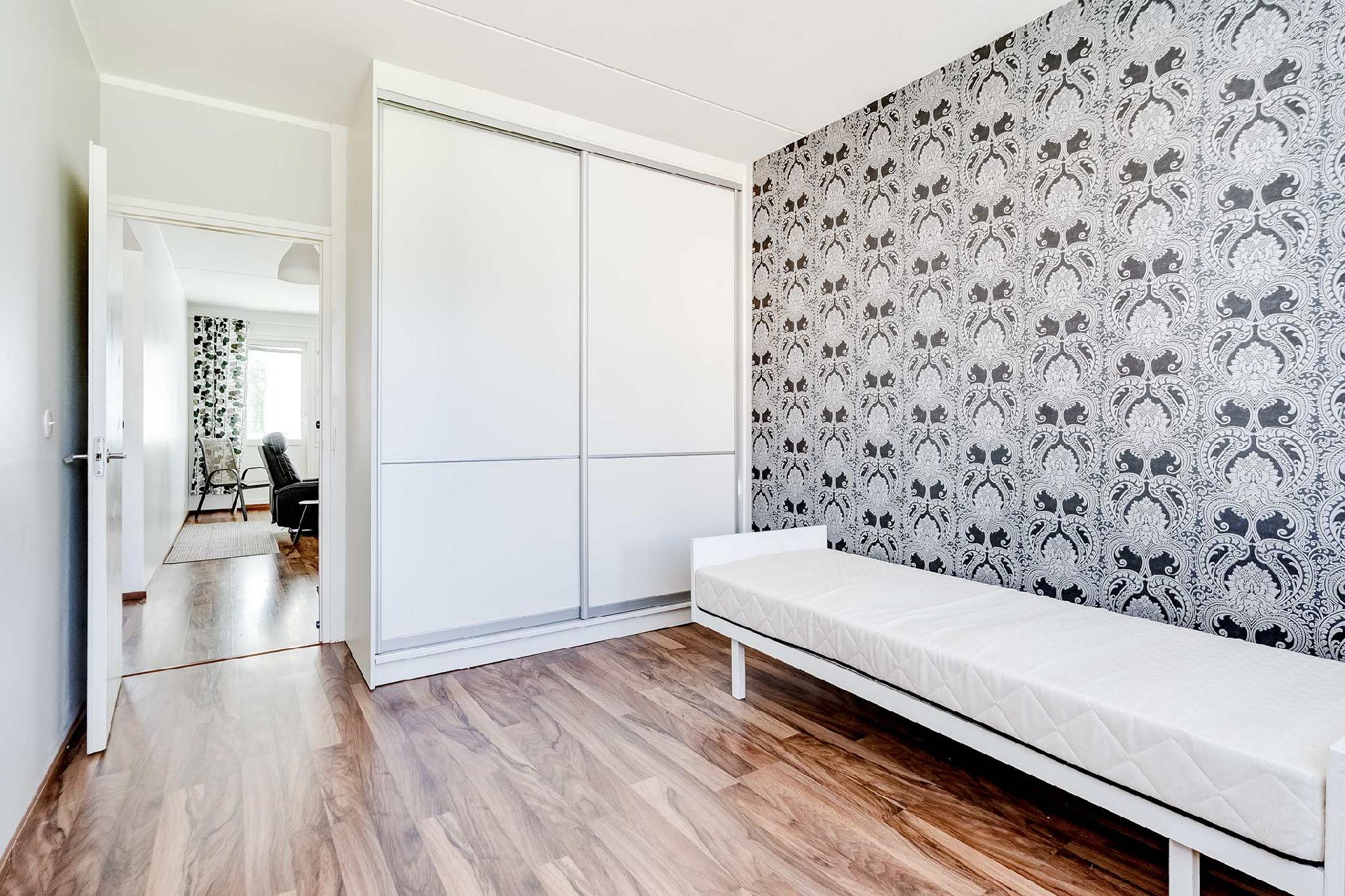 Metsälauvalantie 2-4, Suorama, Kangasala