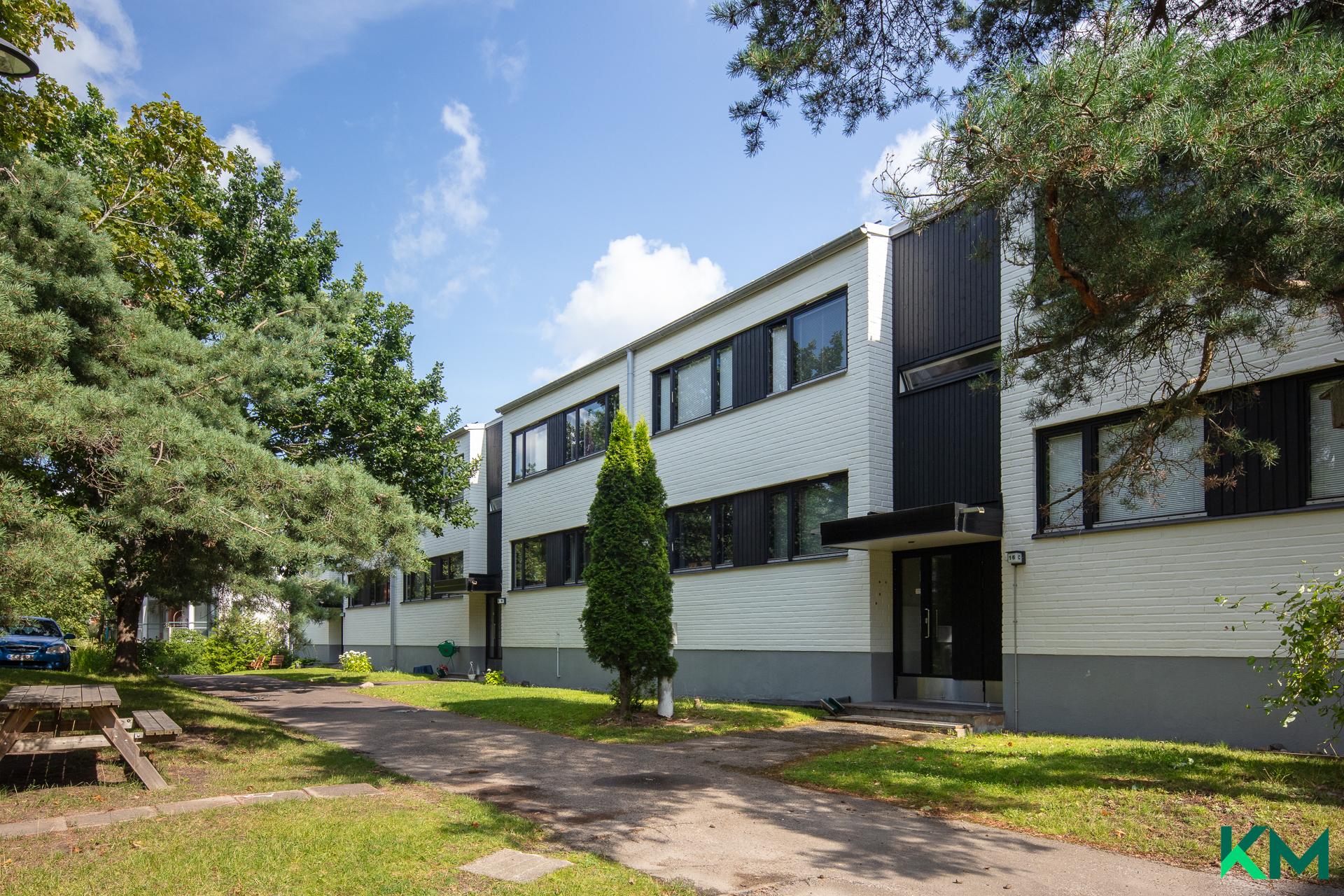 Armas Launiksen katu 16, Puustellinmäki, Espoo