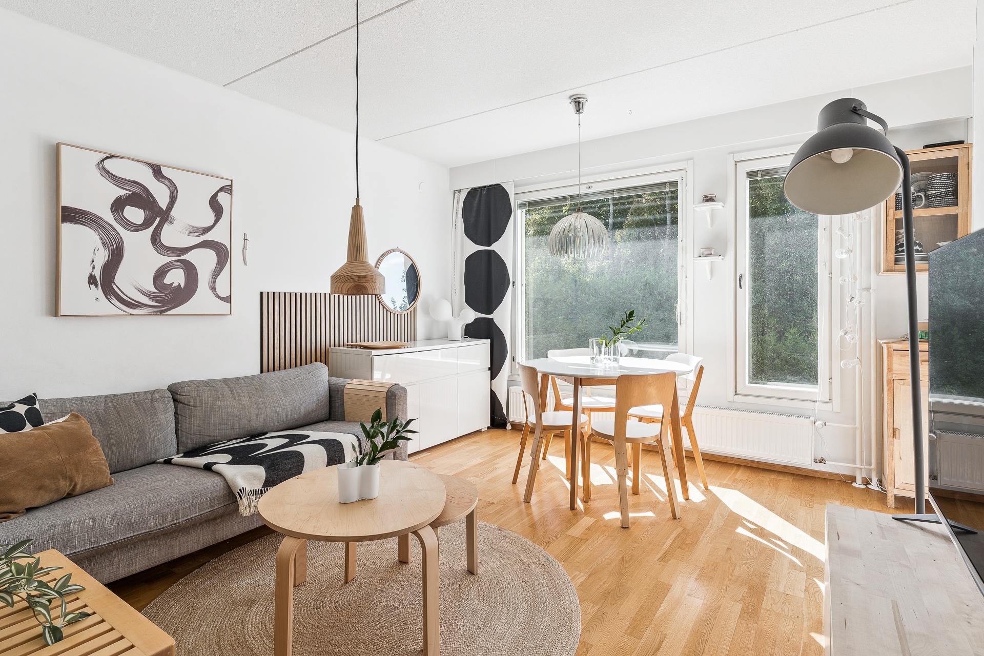 Karhusuontie 61, Tapaninvainio, Helsinki