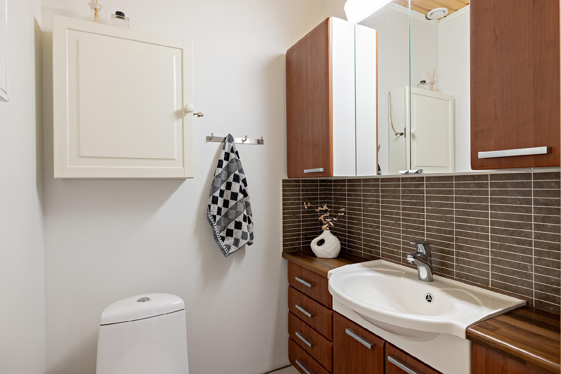 Lautatarhantie 6, Sahanranta, Vaala