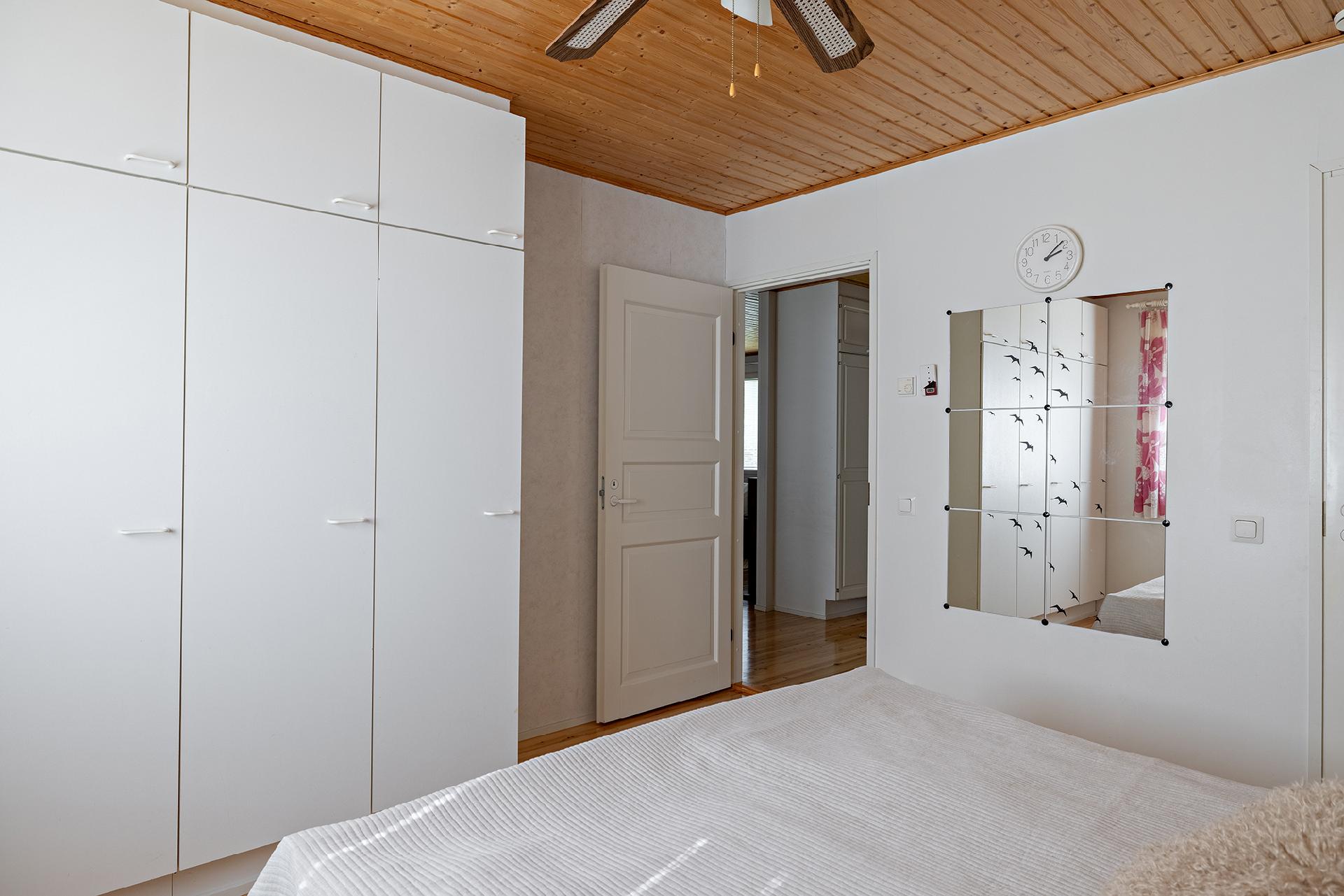 Lautatarhantie 6, Sahanranta, Vaala