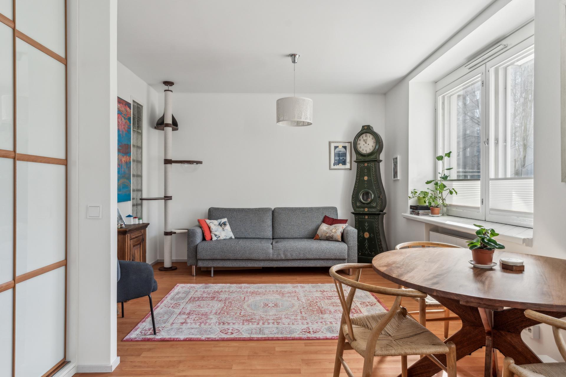 Huopalahdentie 10, Munkkiniemi, Helsinki