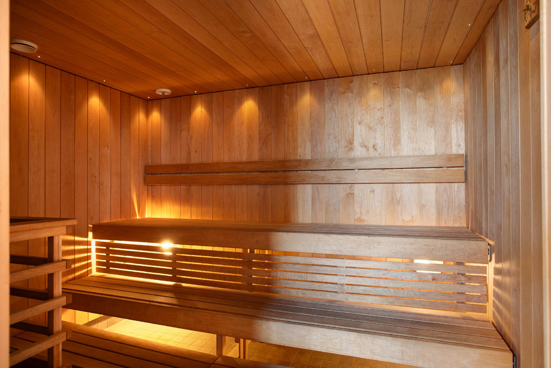 Aallonhuippu 8, Kivenlahti, Espoo