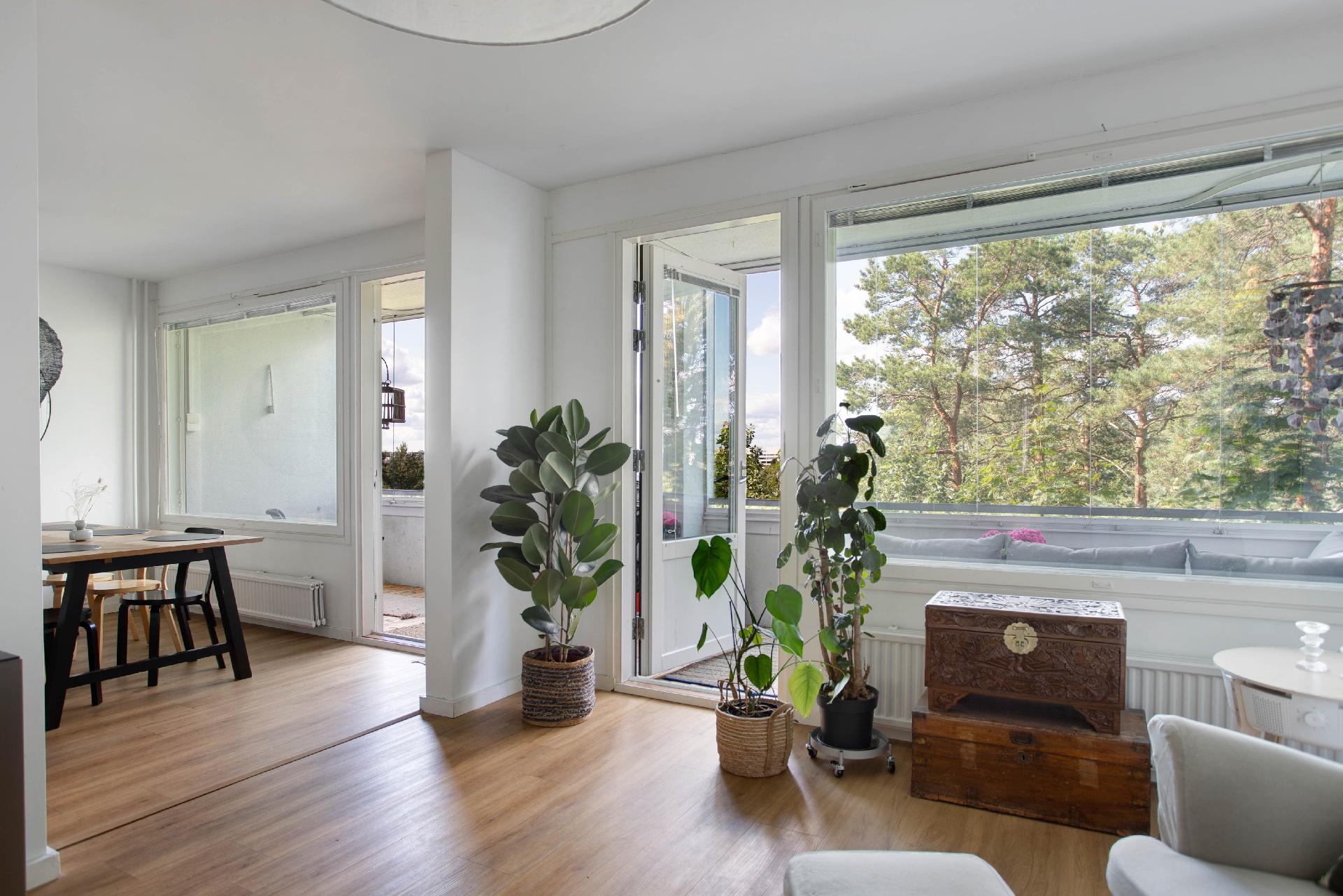 Aallonhuippu 8, Kivenlahti, Espoo