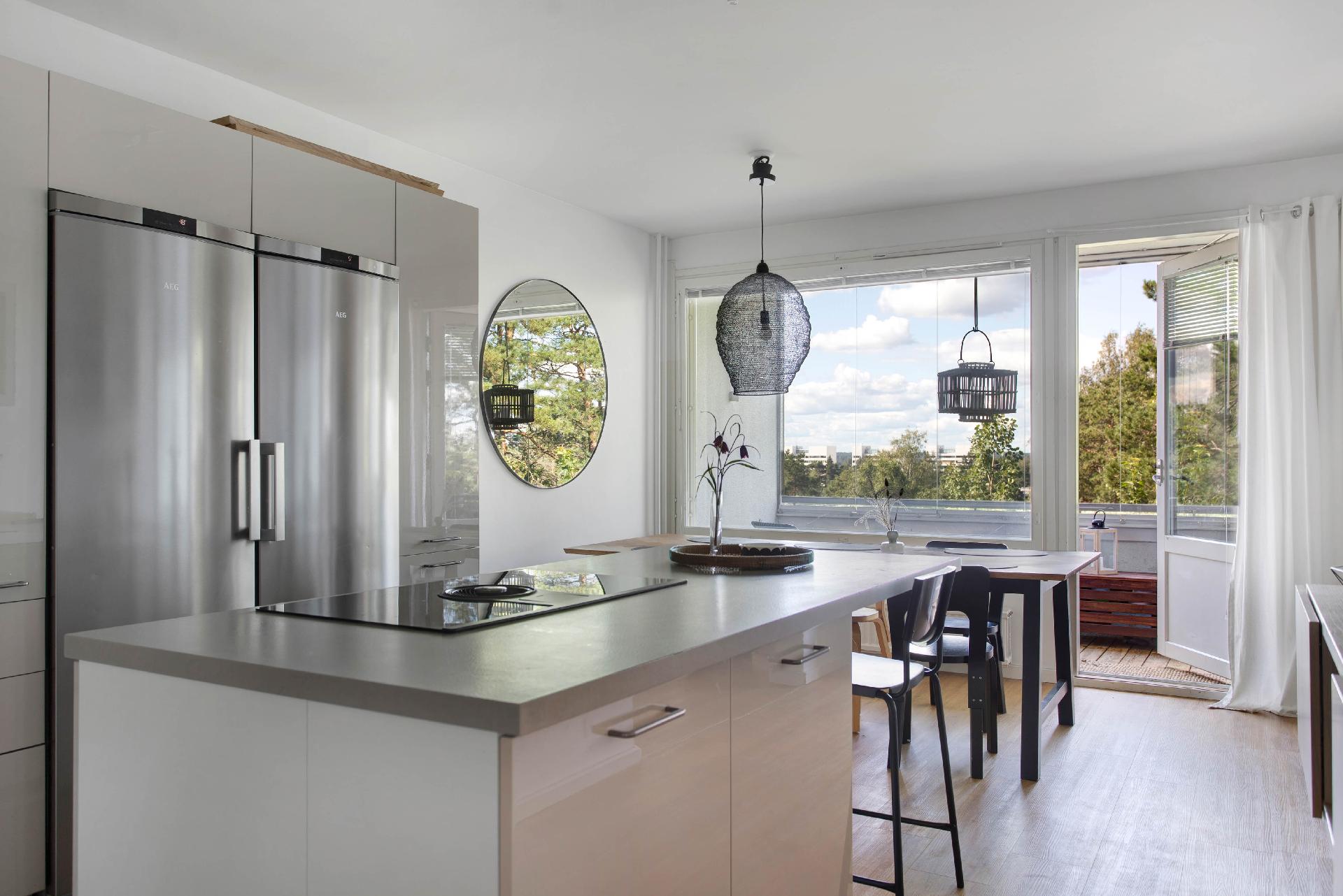 Aallonhuippu 8, Kivenlahti, Espoo