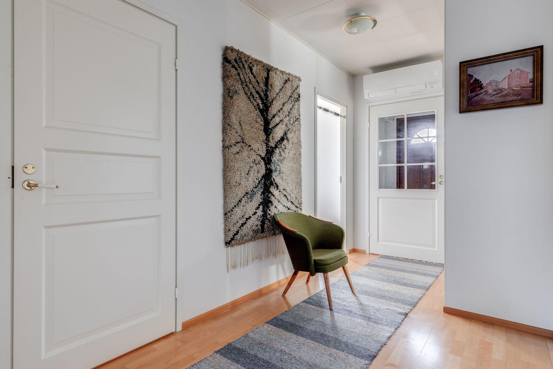 Paloheinäntie 18, Paloheinä, Helsinki