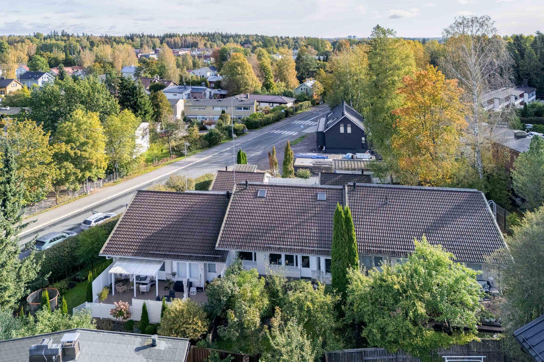 Paloheinäntie 18, Paloheinä, Helsinki