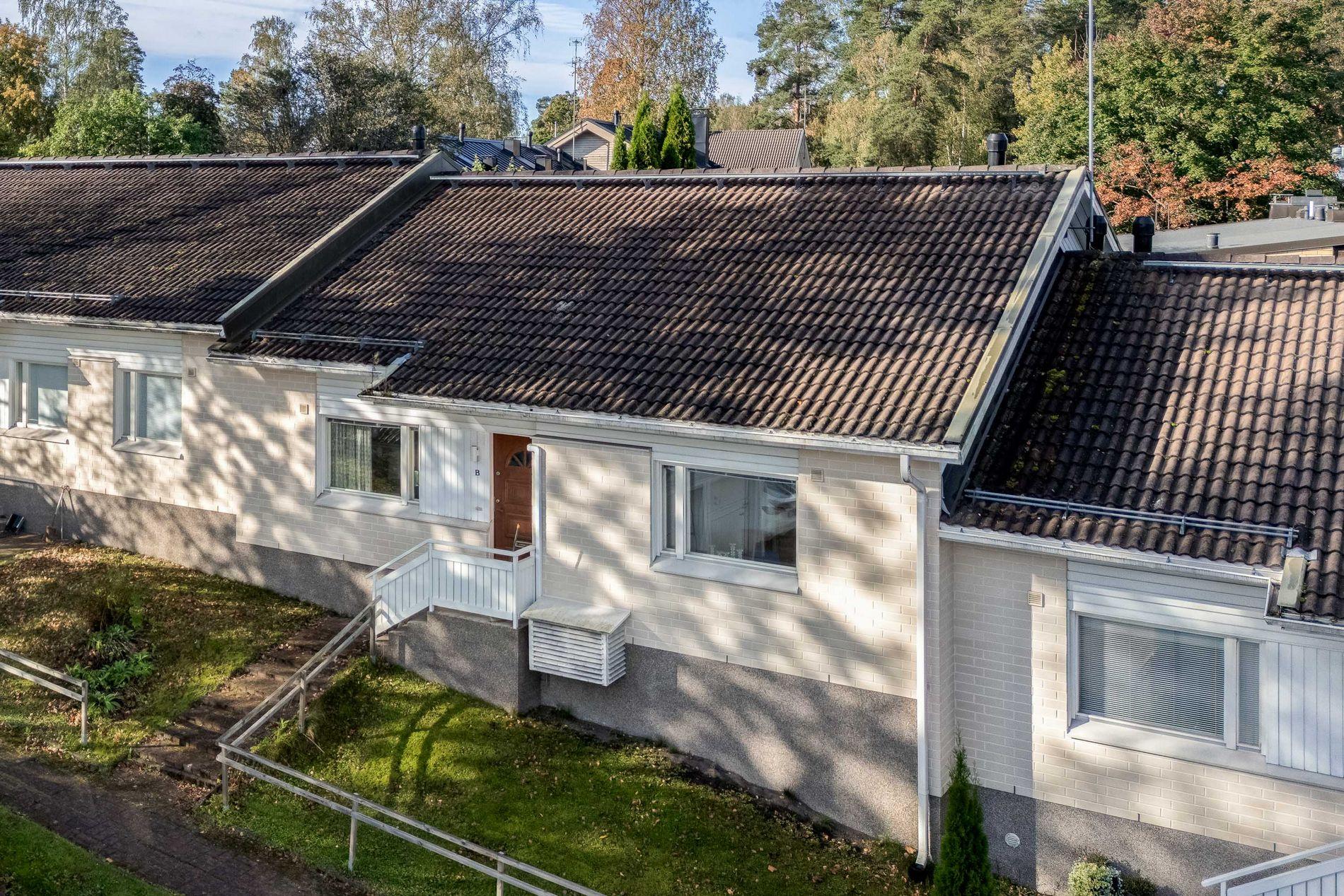 Paloheinäntie 18, Paloheinä, Helsinki