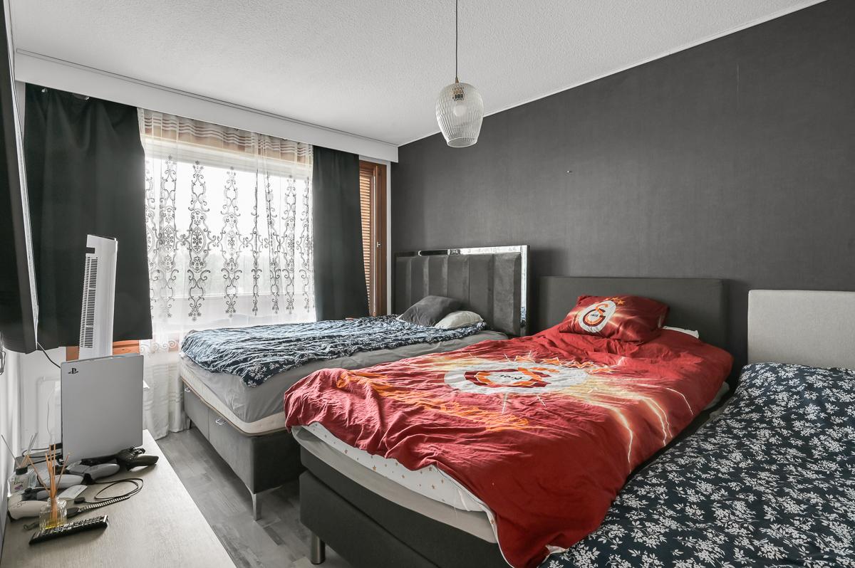 Korkeavuorenkatu 17, Karjaa, Raasepori