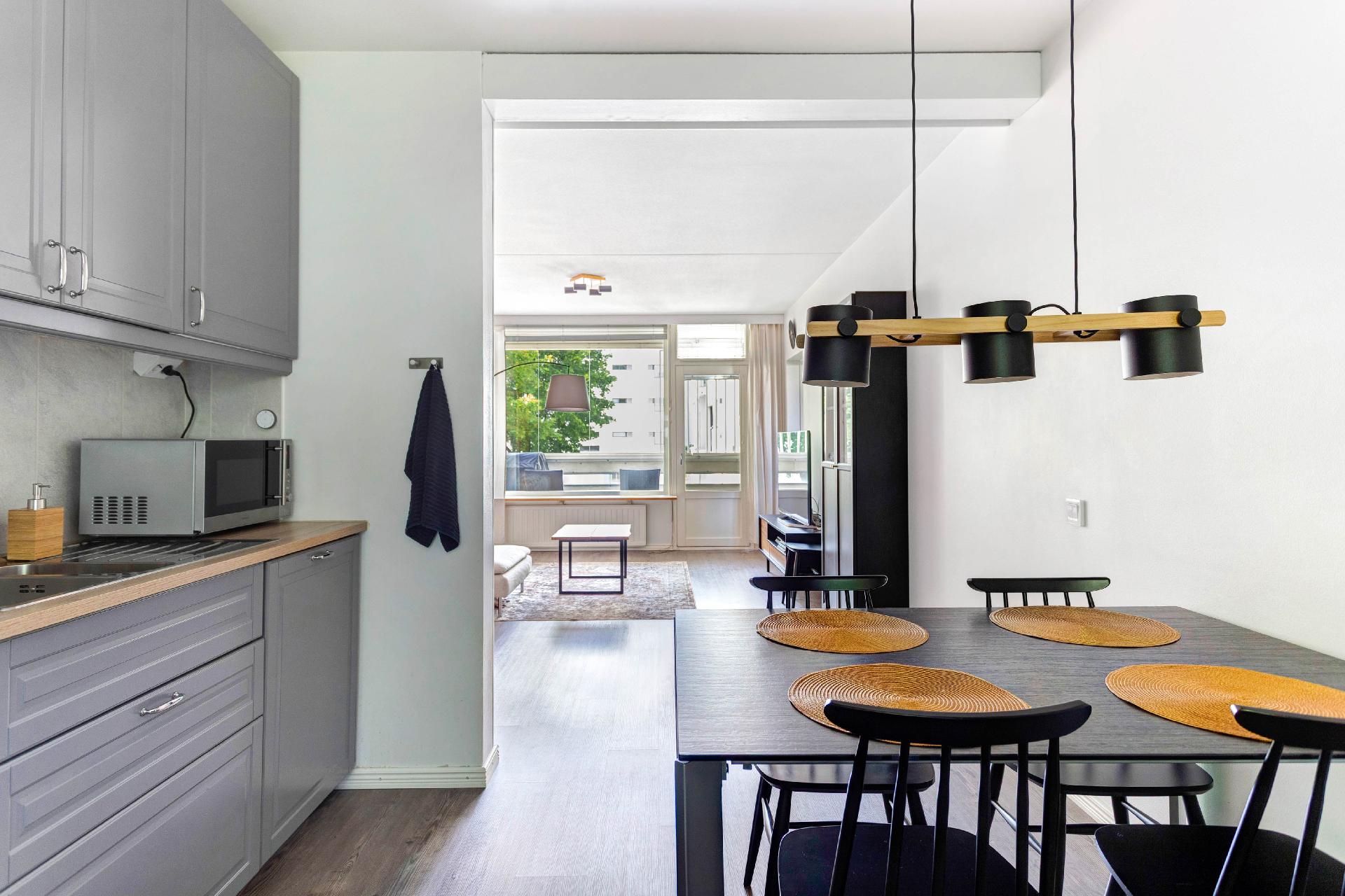 Vanamontie 4, Simonmetsä, Vantaa