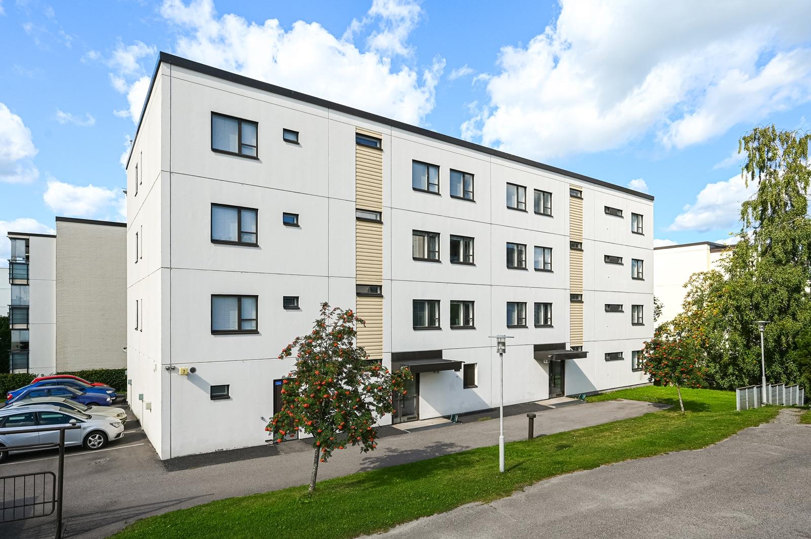 Kirkkotie 7, Keskusta, Järvenpää