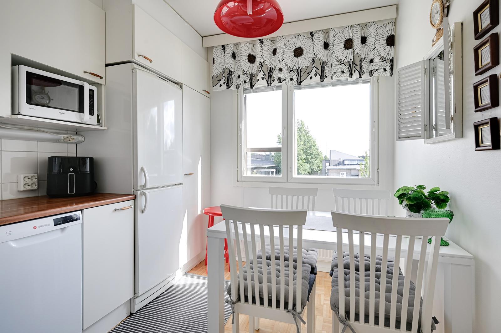 Kirkkotie 7, Keskusta, Järvenpää